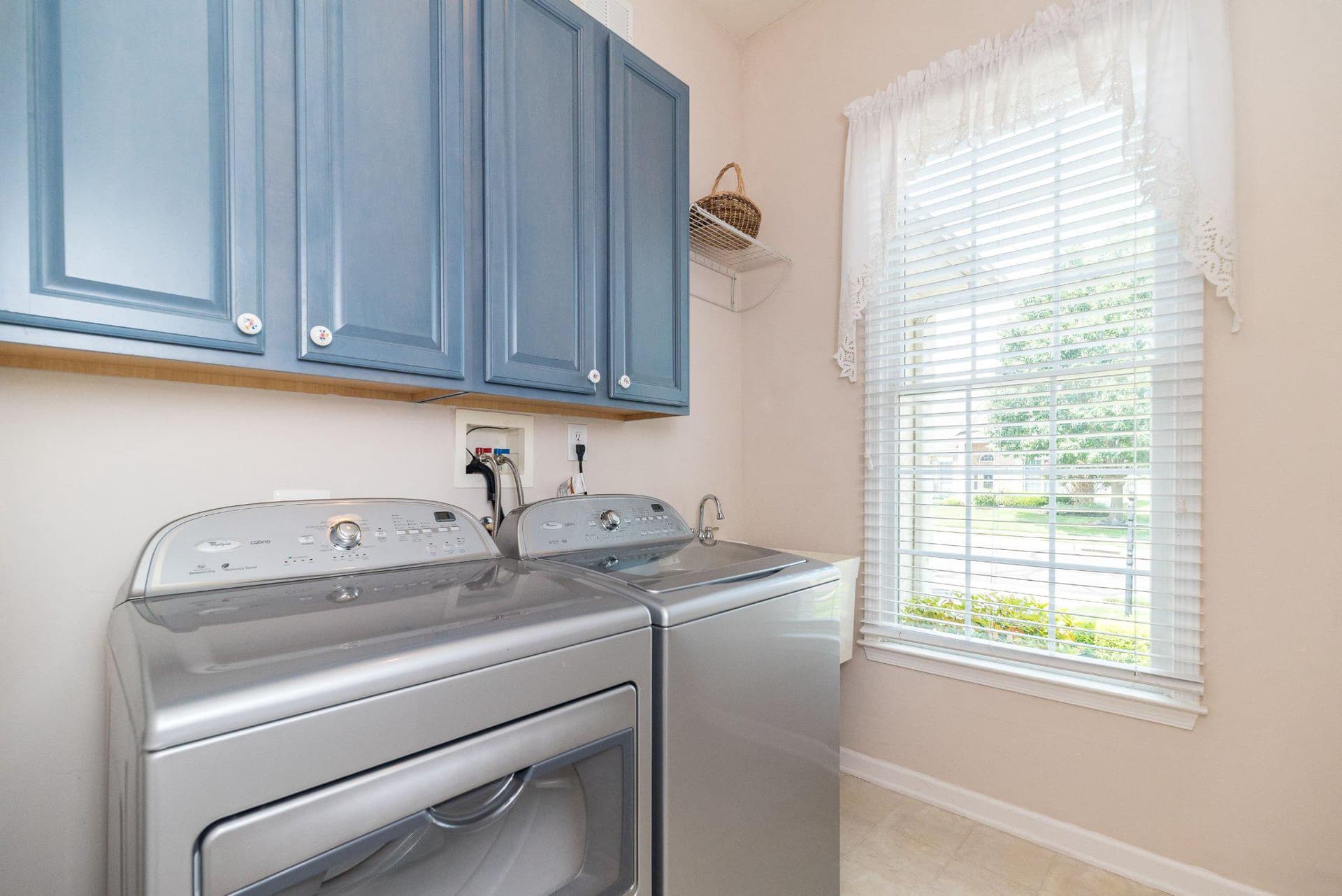 64 Sydney Road photo 43