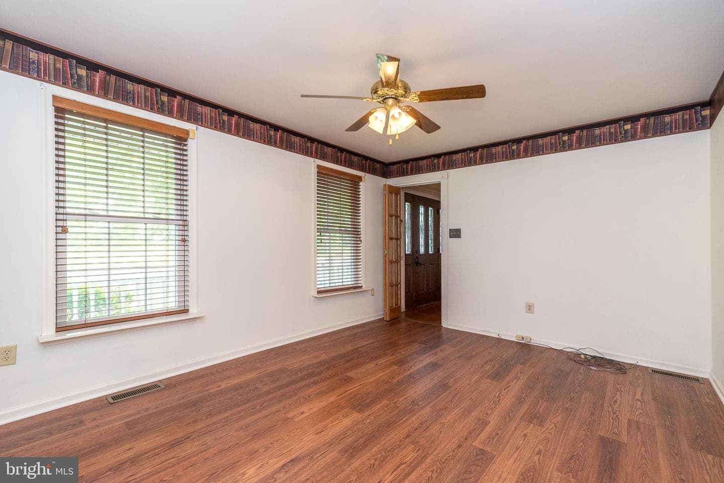 100 Live Oak Drive photo 9