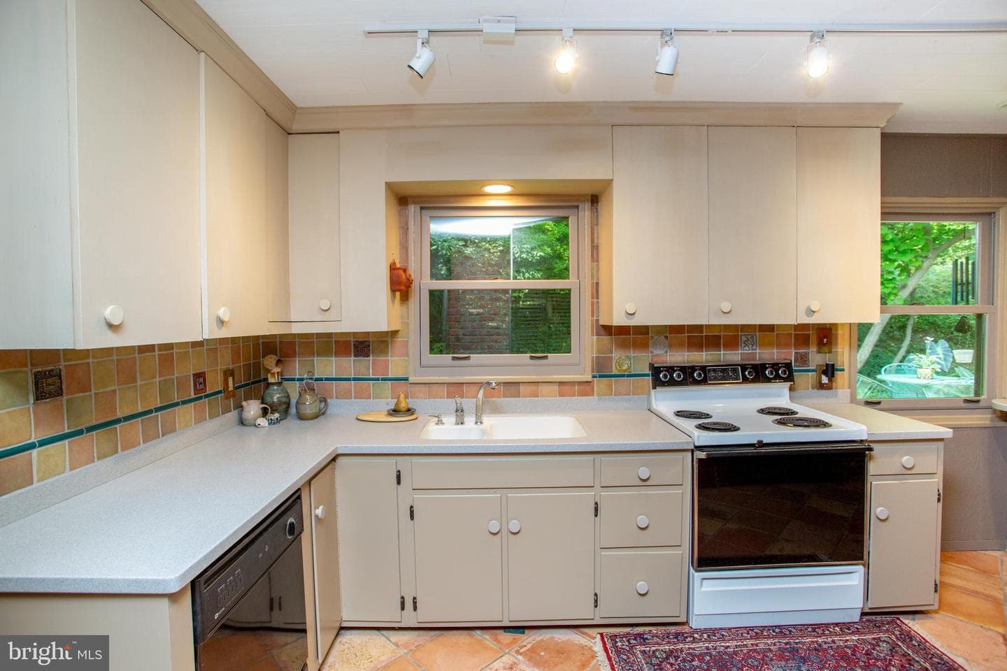 6475 Lower York Road photo 18