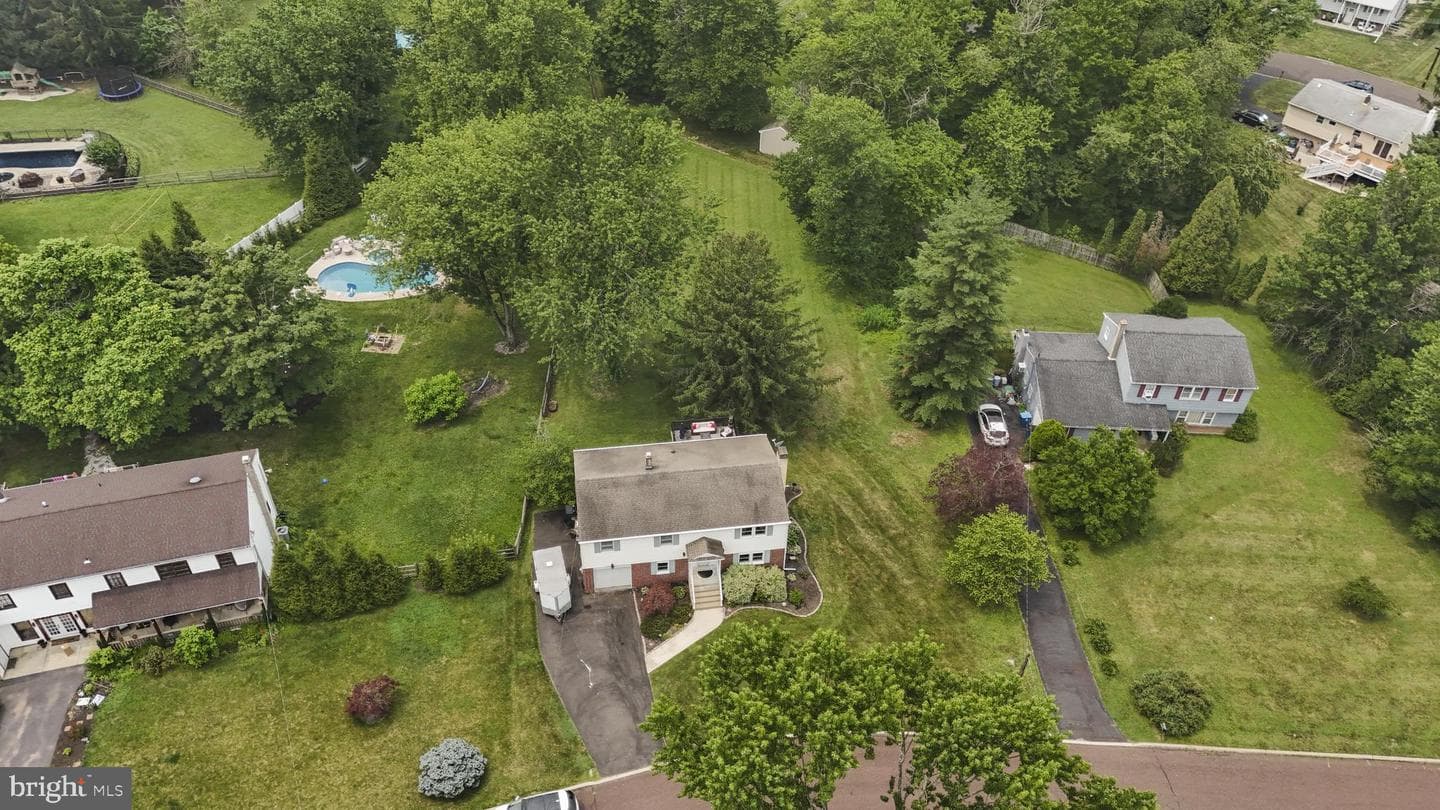 56 Falcon Drive photo 30