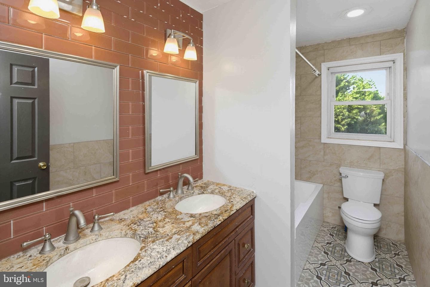 550 Gables Court photo 14