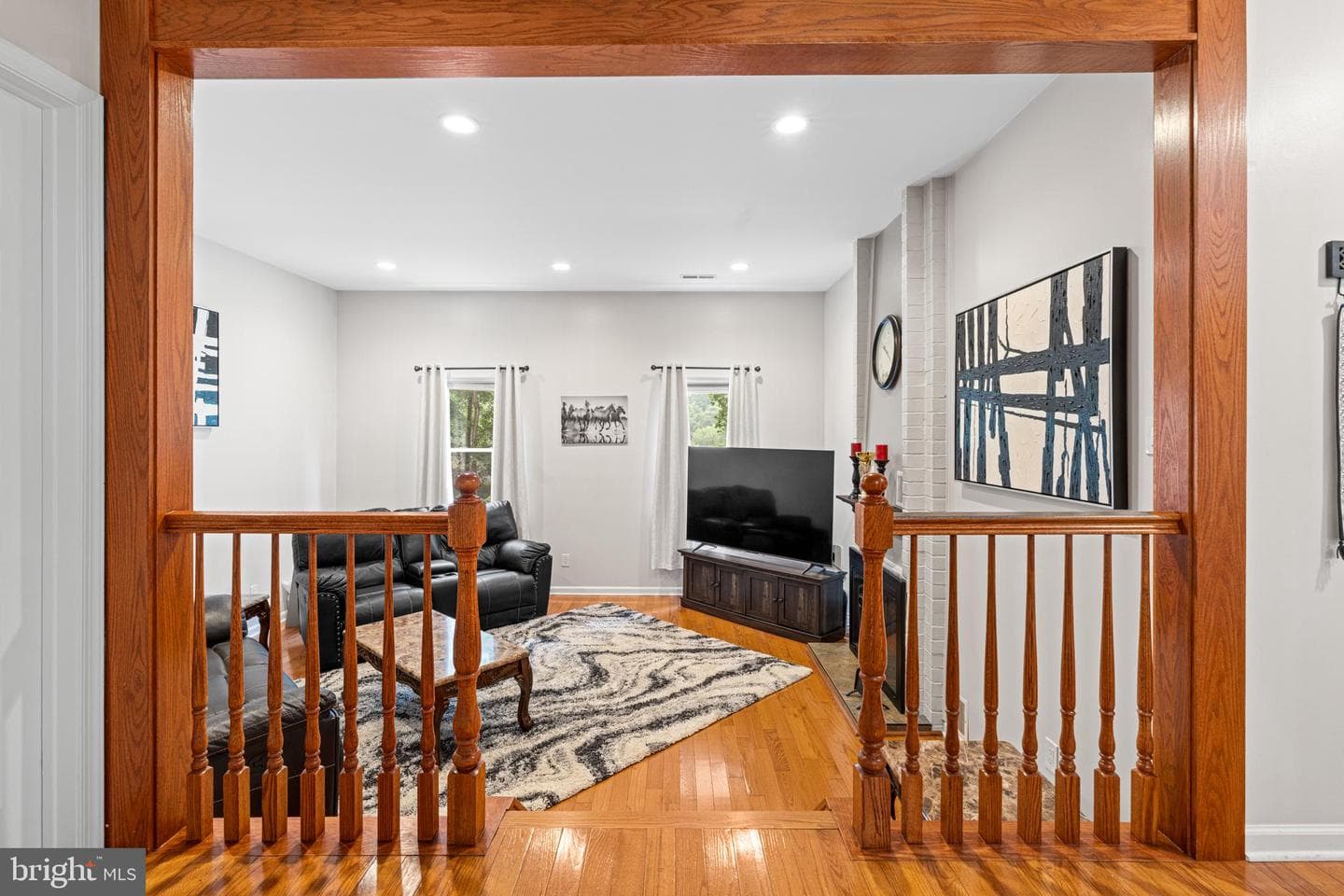 610 Valley Stream Circle photo 10
