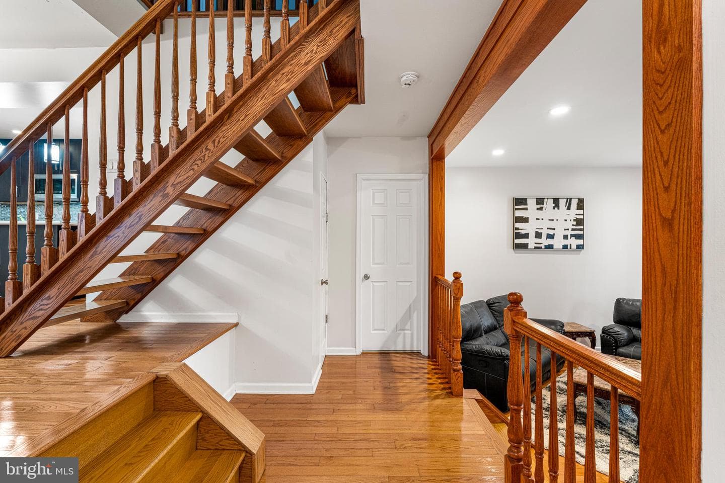 610 Valley Stream Circle photo 14
