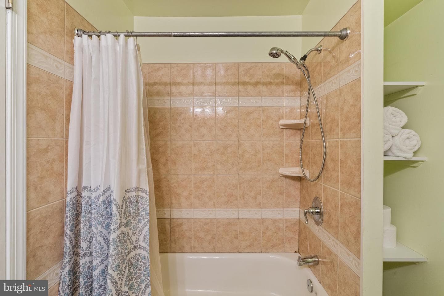 610 Valley Stream Circle photo 31