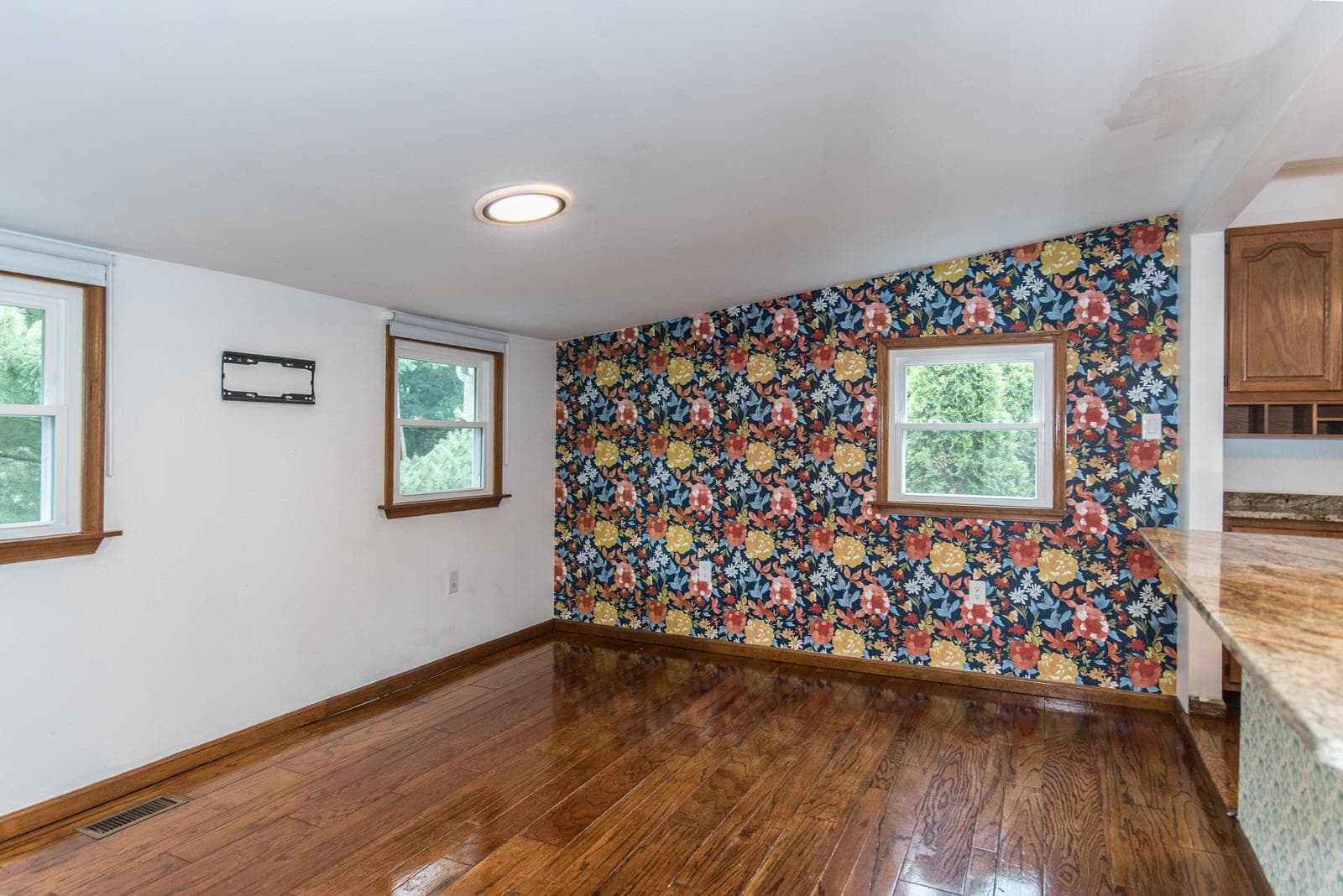 313 Wyoming Avenue photo 33