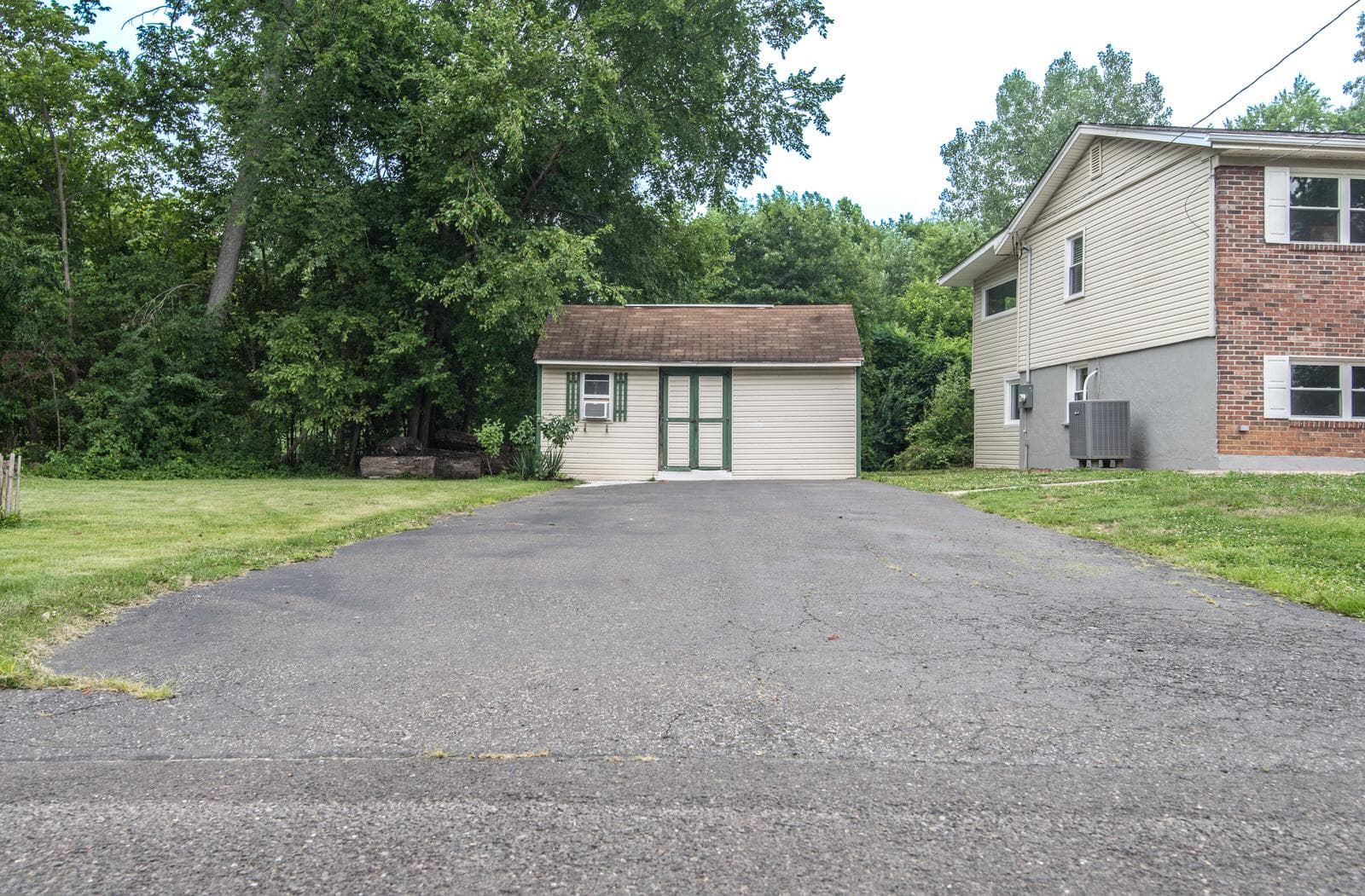 313 Wyoming Avenue photo 4