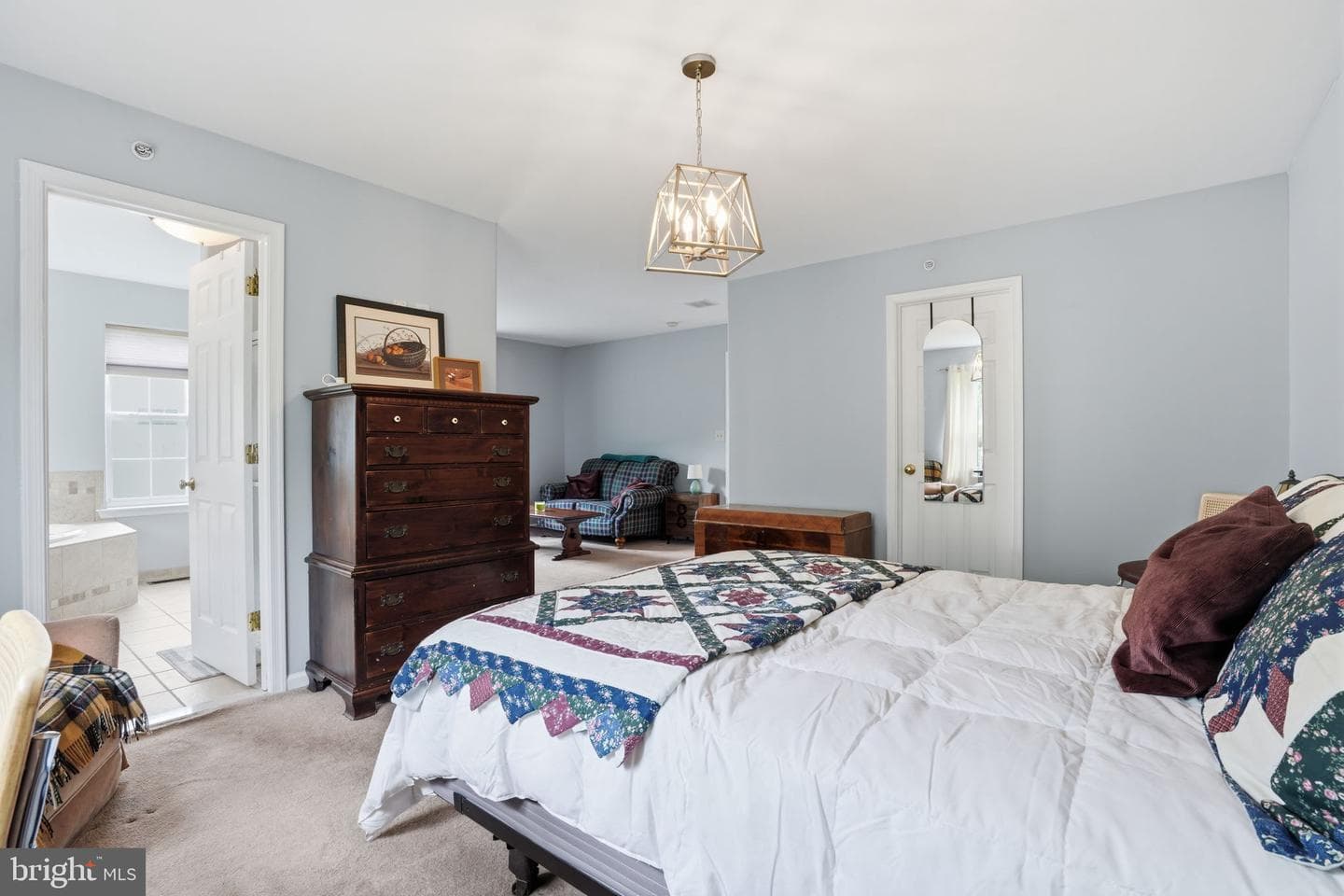 272 Hampshire Drive photo 24