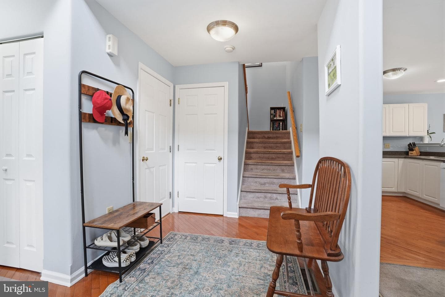 272 Hampshire Drive photo 4