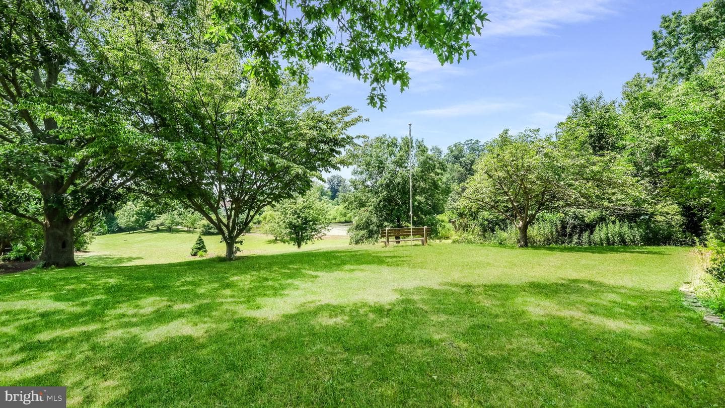 1076 Connemara Circle photo 35