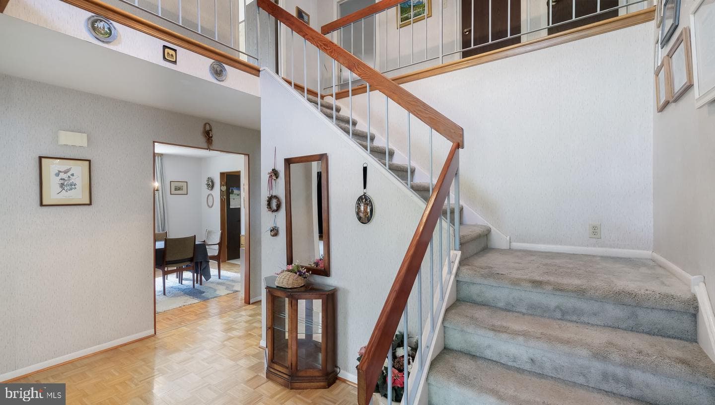 1076 Connemara Circle photo 5