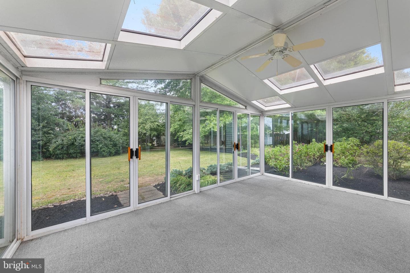 1574 Grey Lane photo 21