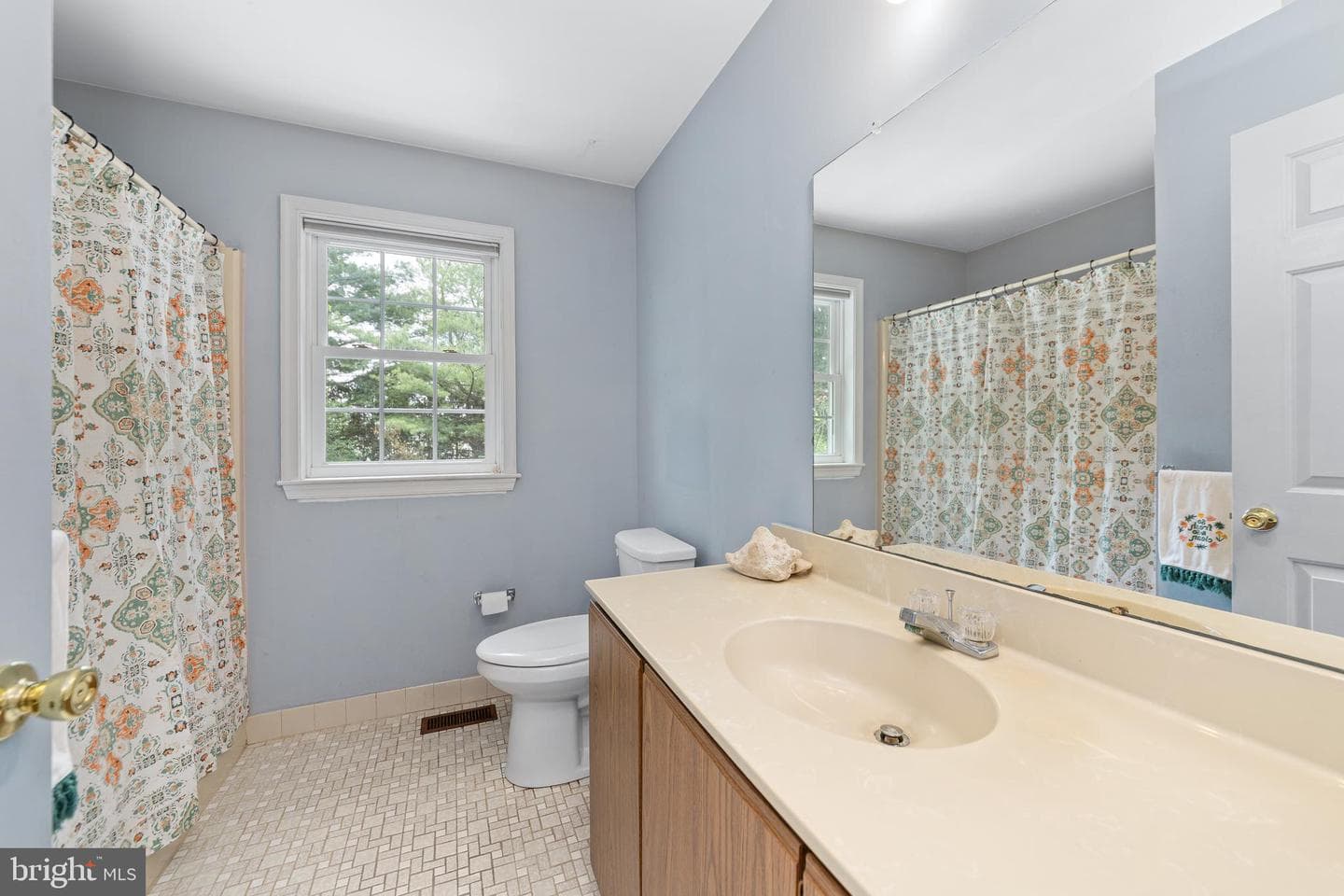 1574 Grey Lane photo 33