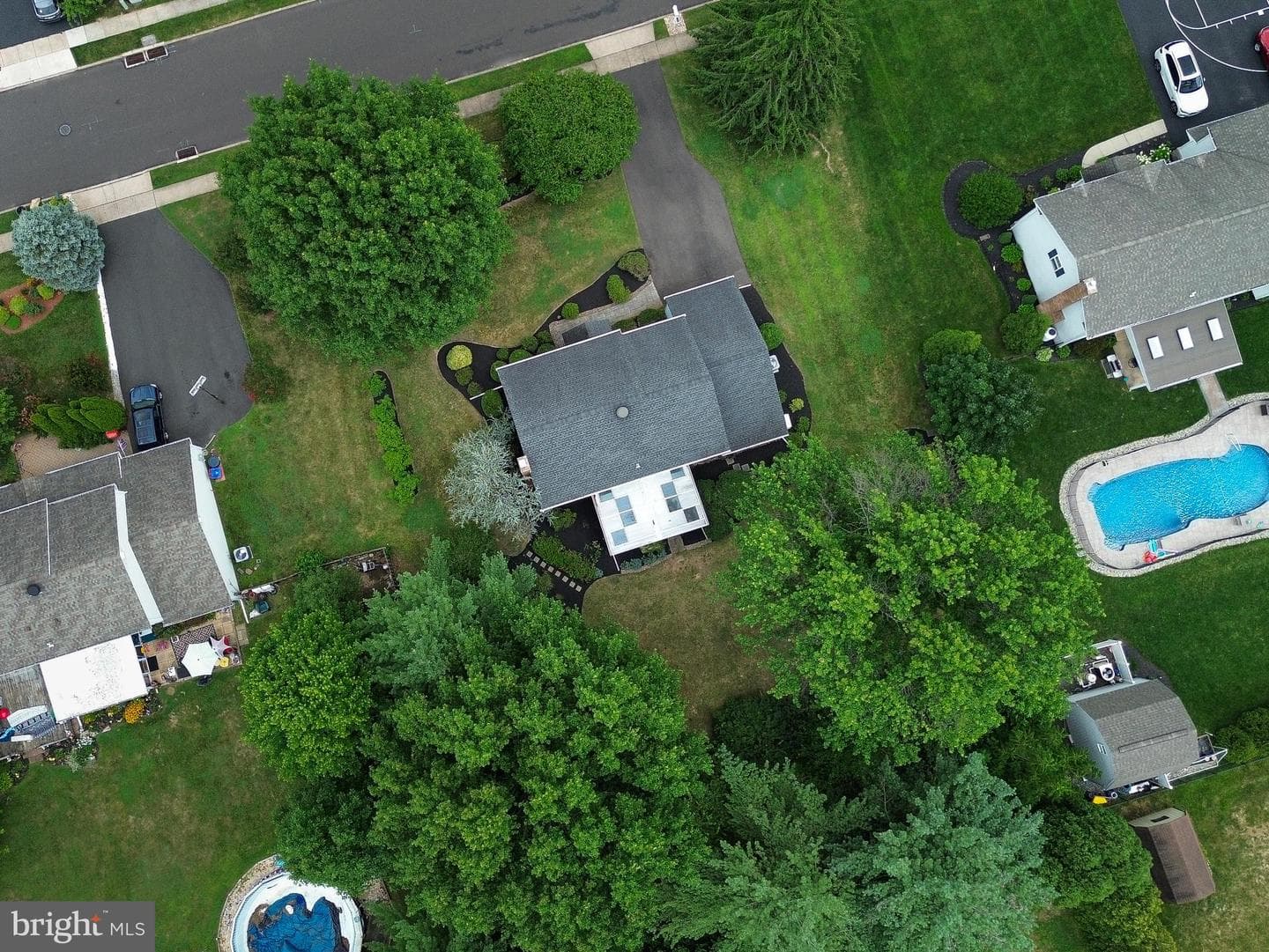 1574 Grey Lane photo 7