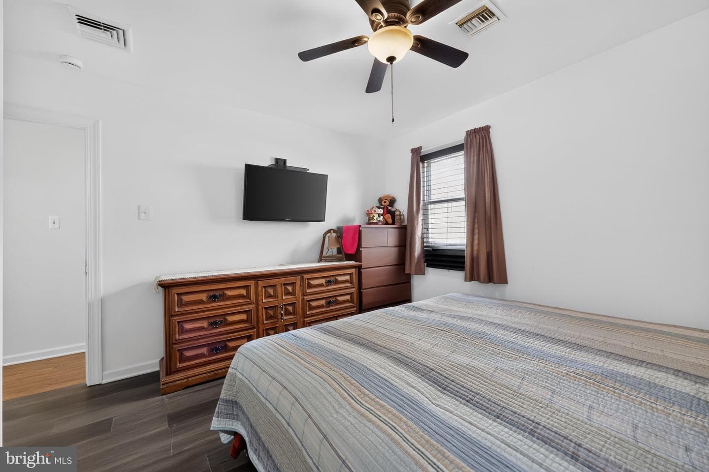 3543 Windsor Drive photo 25