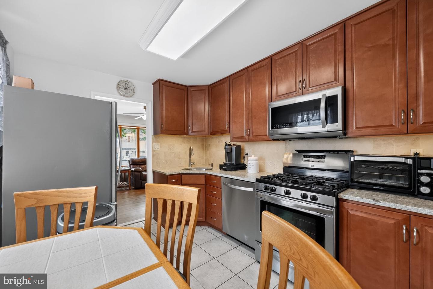 3543 Windsor Drive photo 9