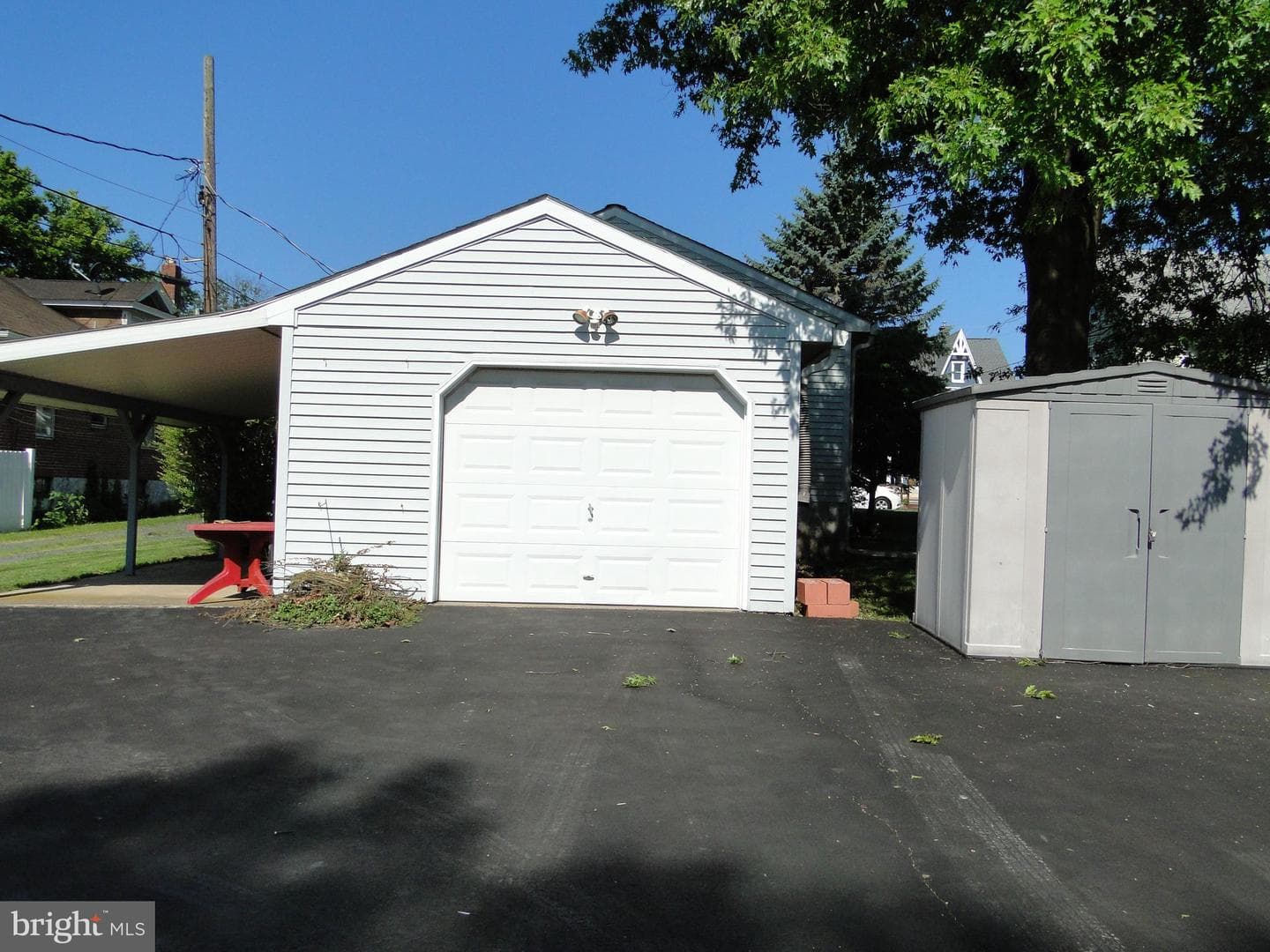 141 S 9th Street photo 32