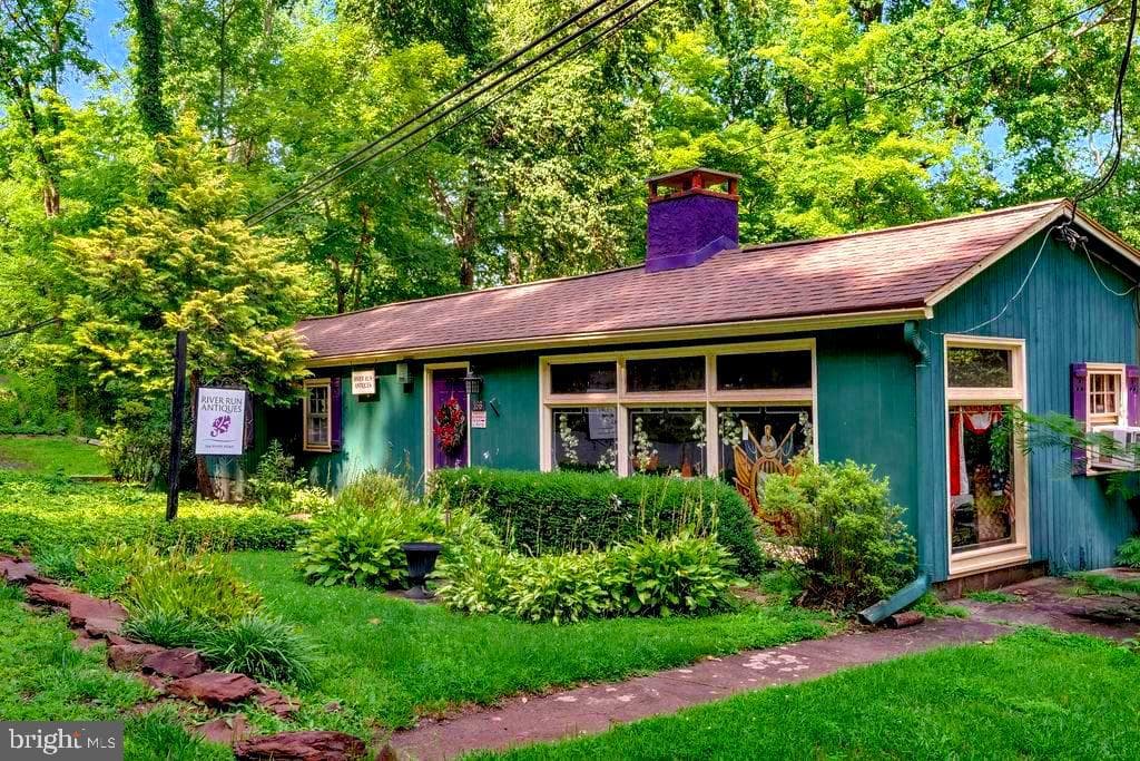 166 River, Pipersville