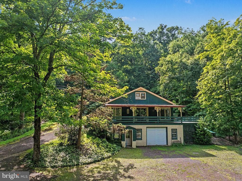 166 River, Pipersville