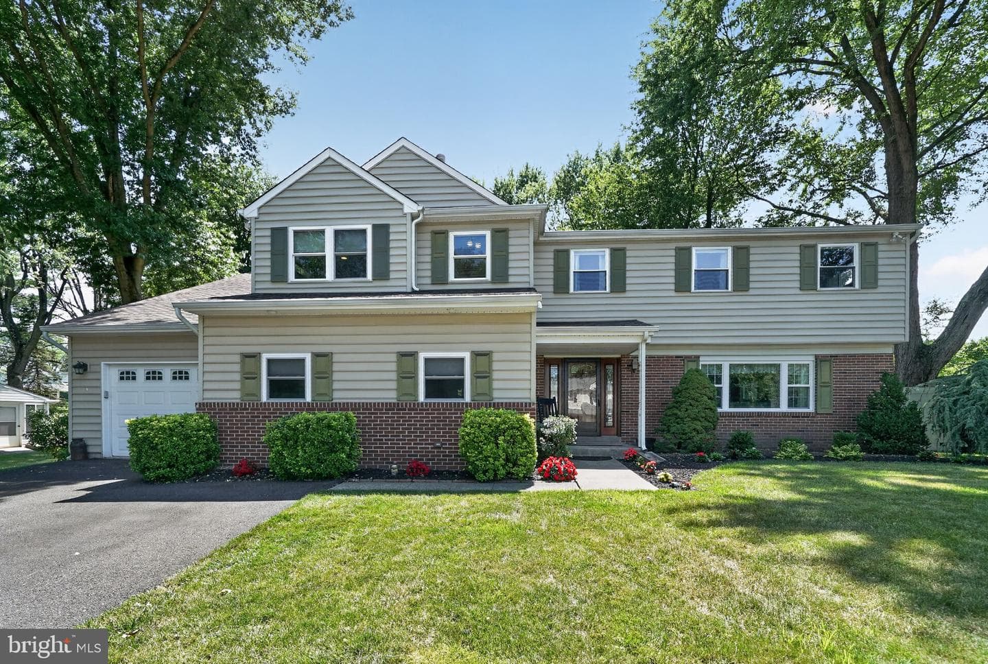 240 Beaver Road, Southampton