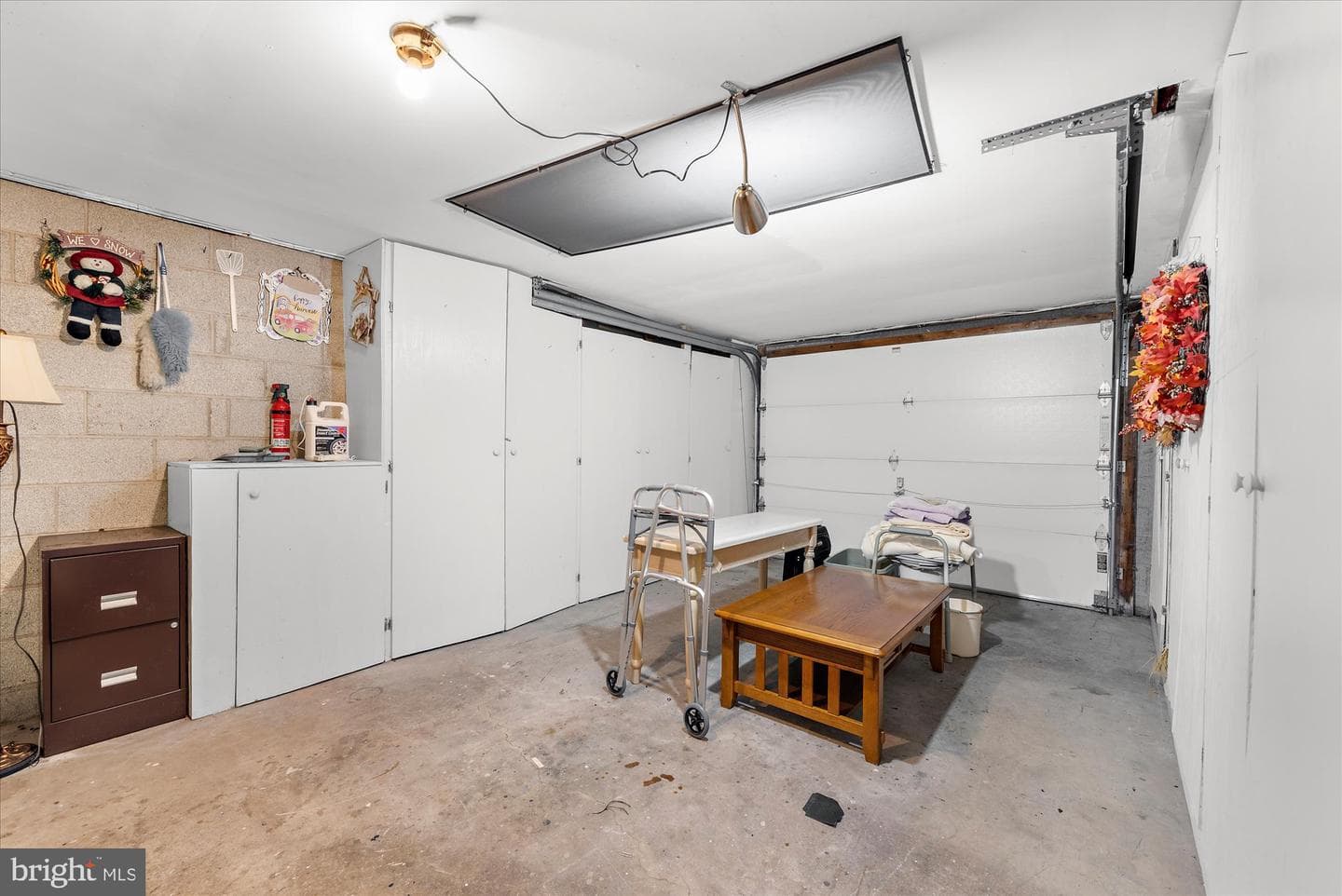 109 Roberts Avenue photo 29
