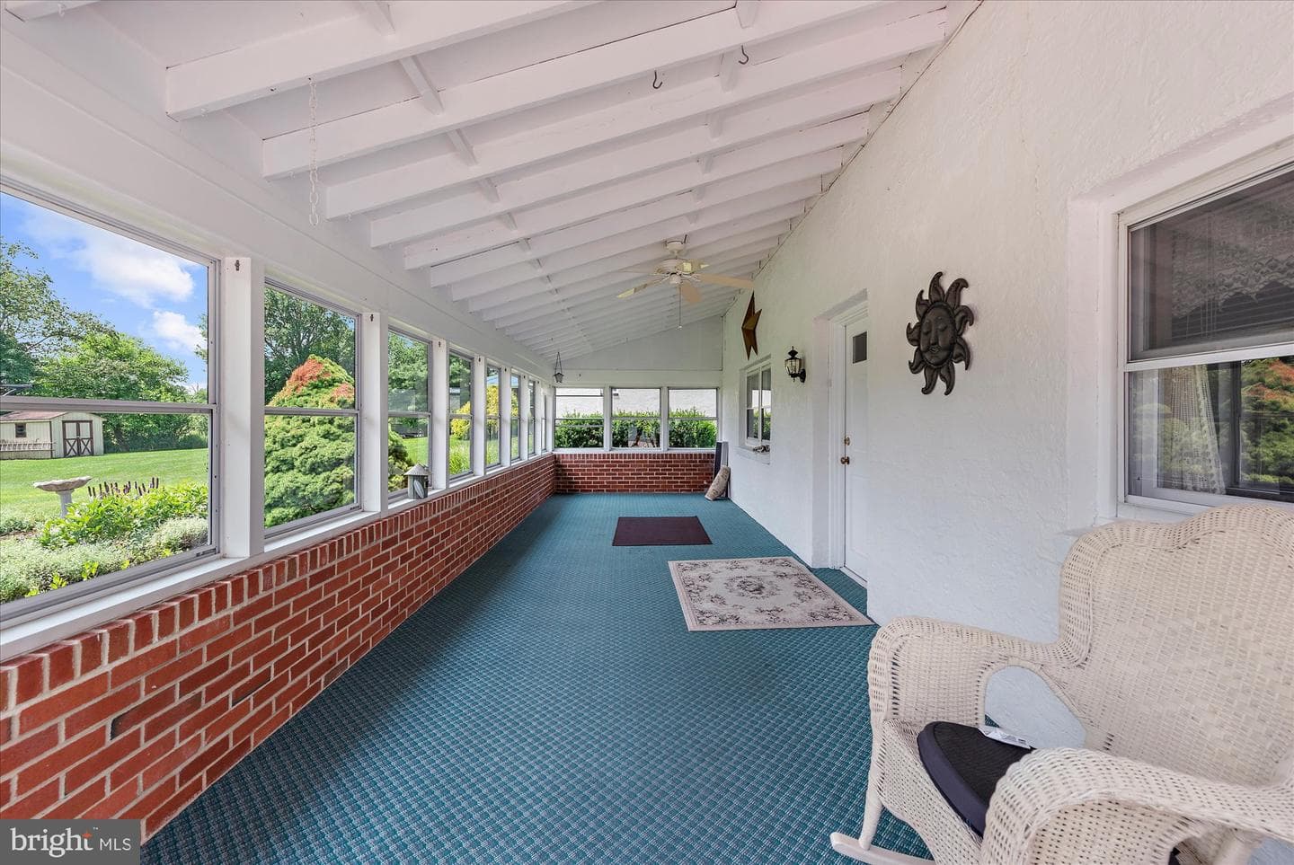 109 Roberts Avenue photo 33