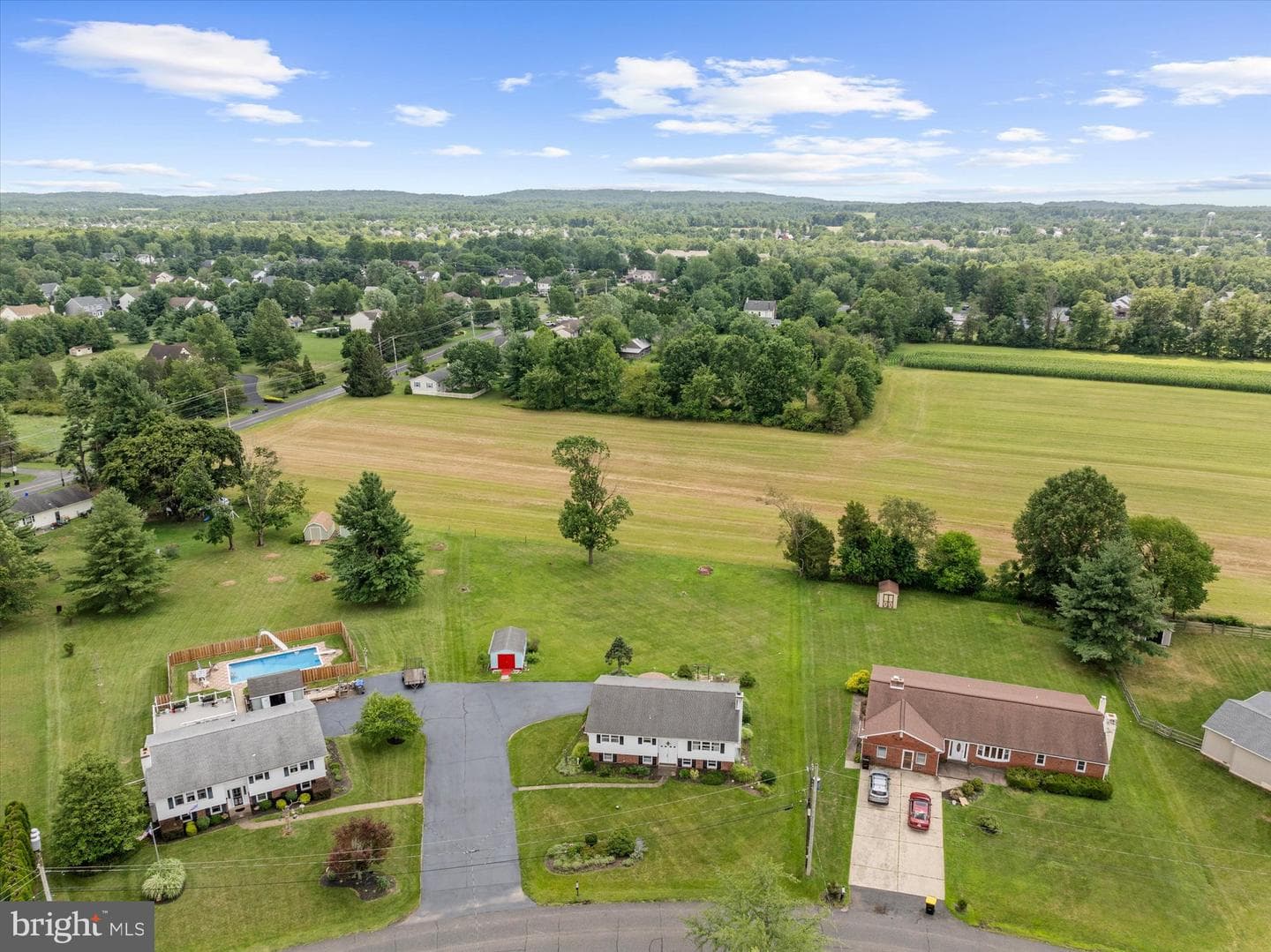 109 Roberts Avenue photo 45
