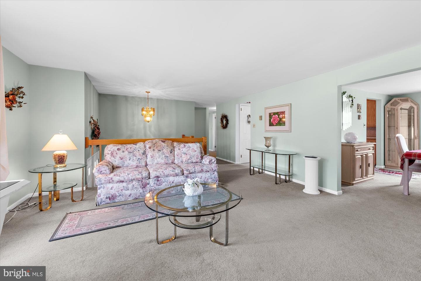 109 Roberts Avenue photo 7