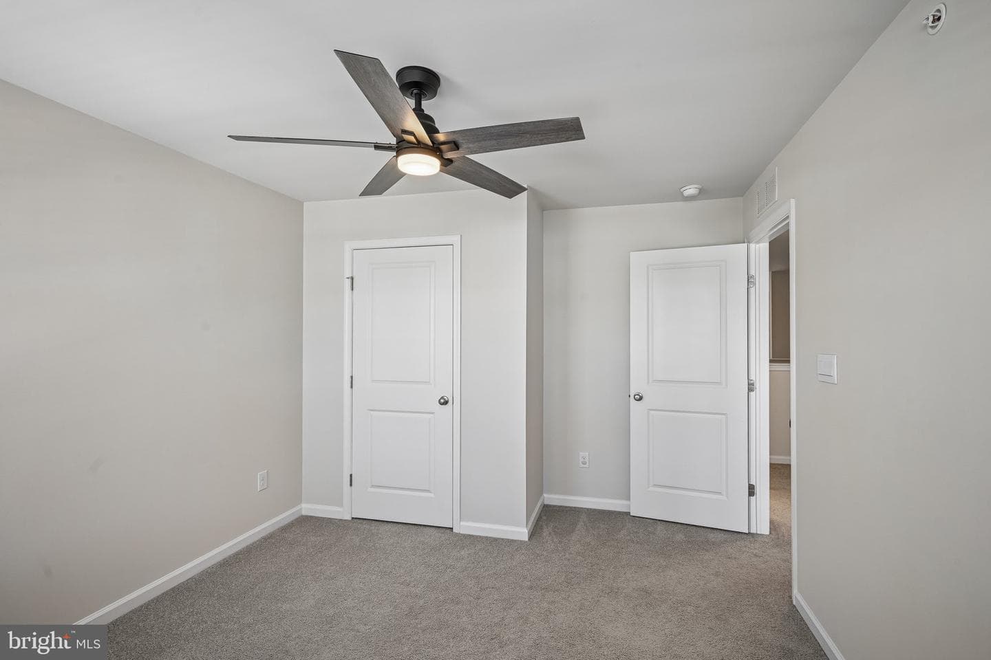 76 Fonthill Court photo 13