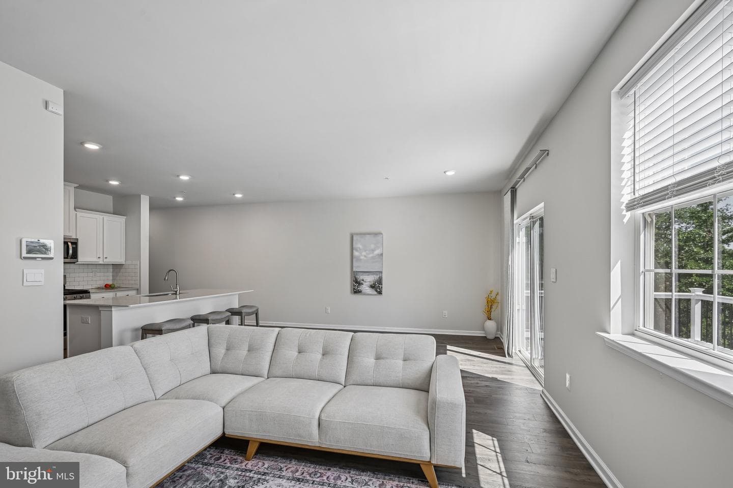76 Fonthill Court photo 7