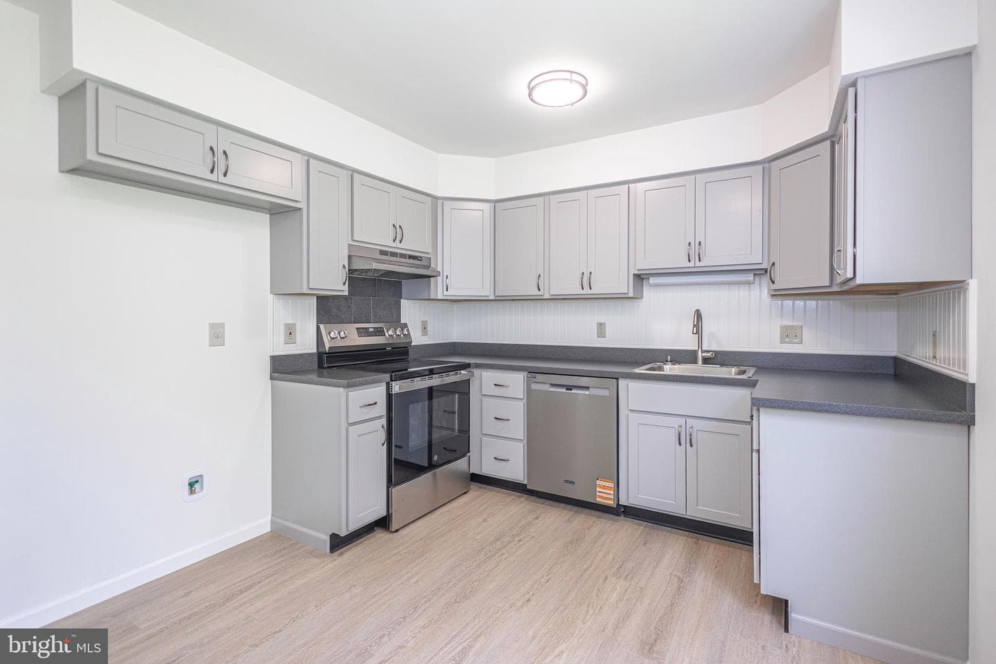 116 Burnish Court photo 15