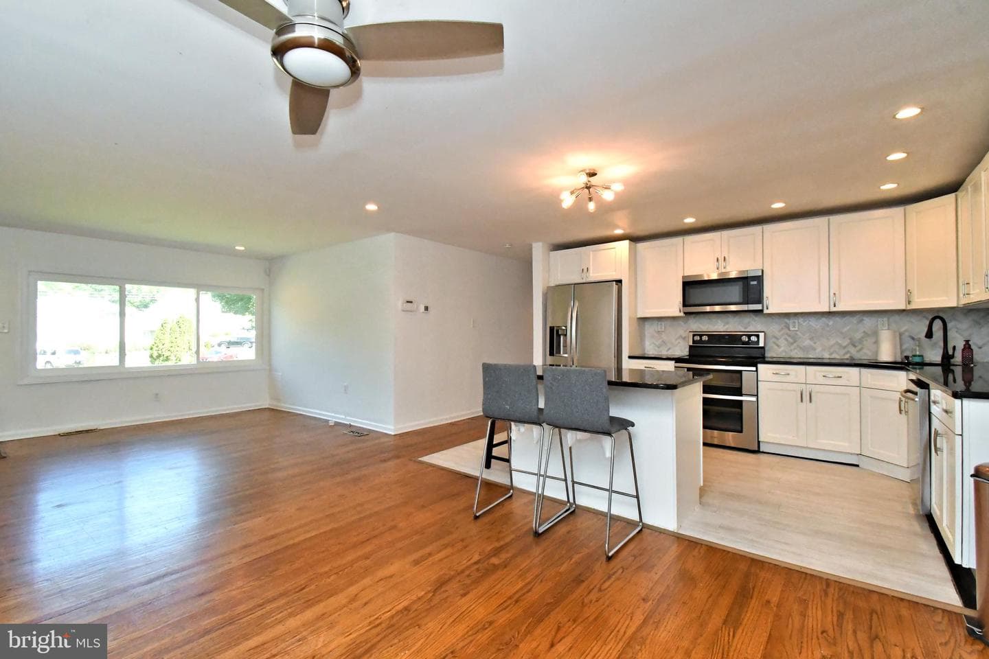 2023 Lockwood Lane photo 11