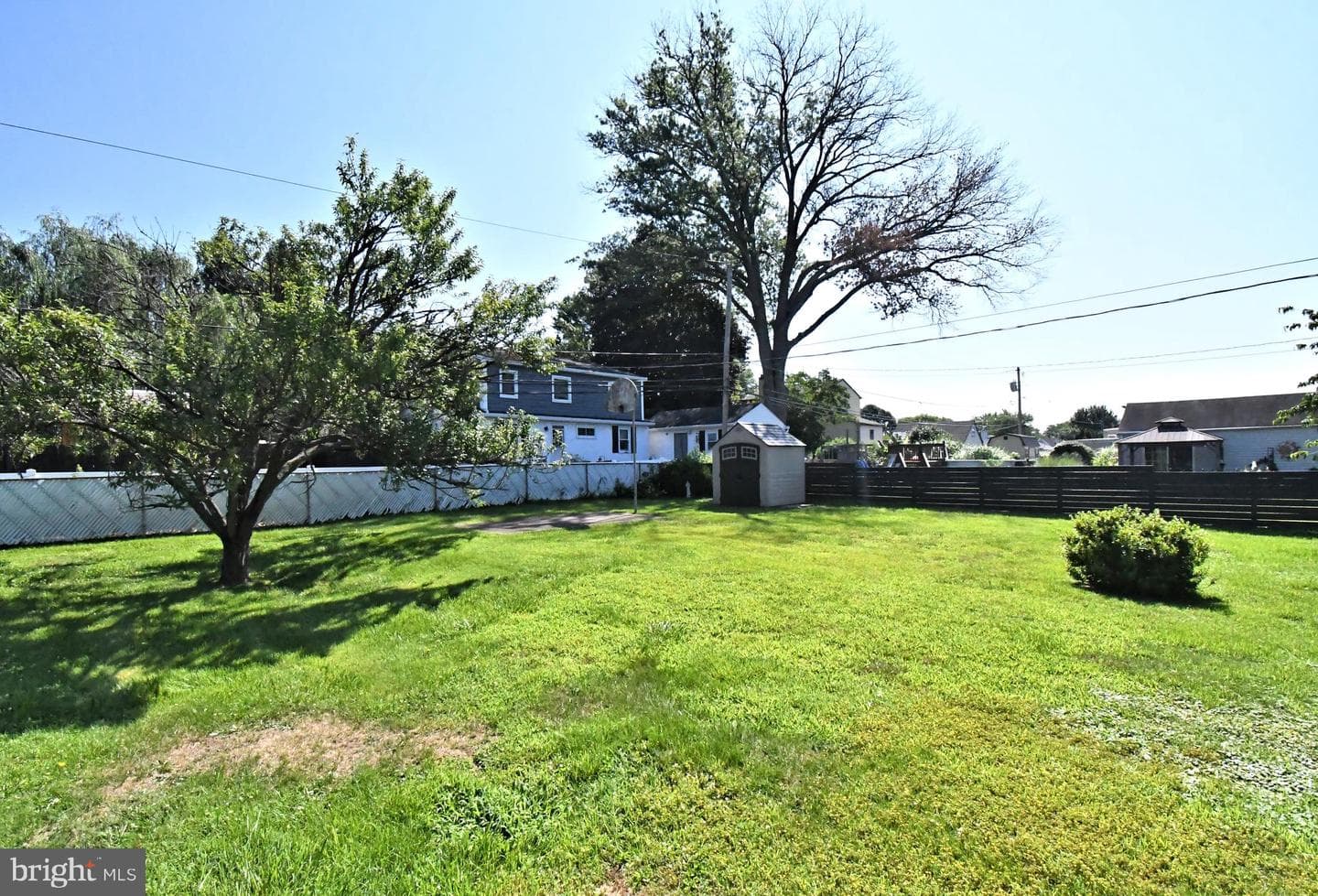 216 Rosewood Avenue photo 38