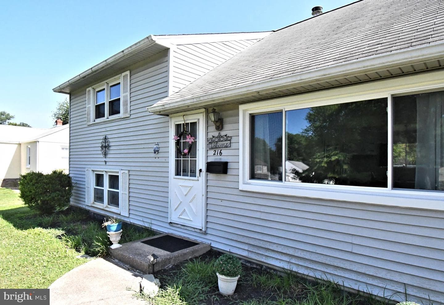 216 Rosewood Avenue photo 4