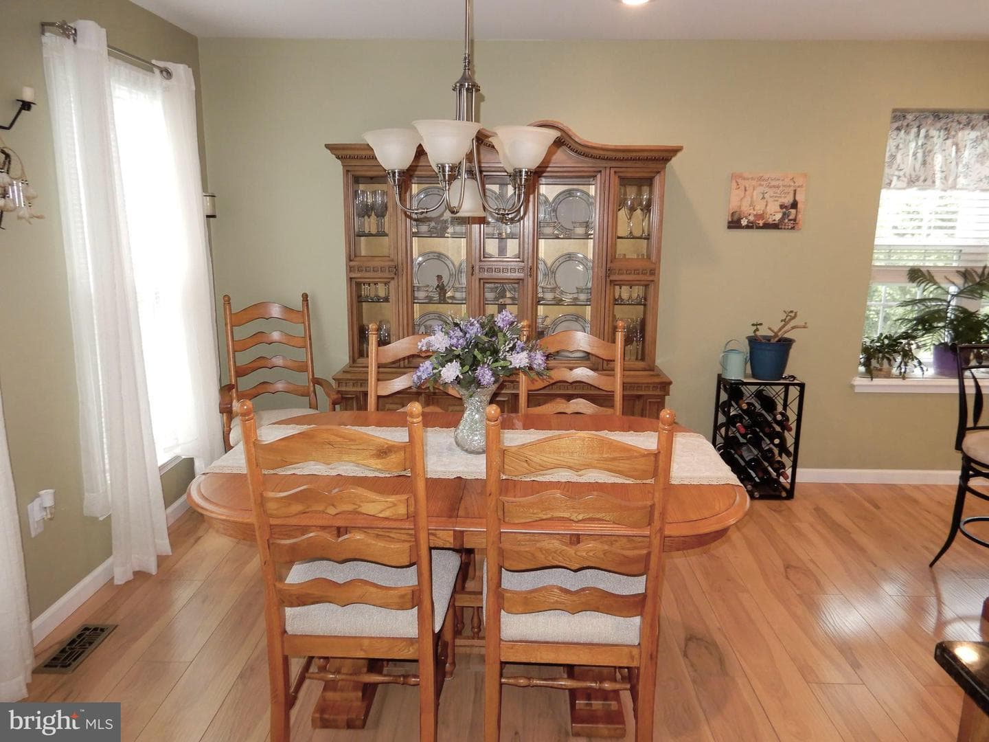 3110 Victoria Court photo 12