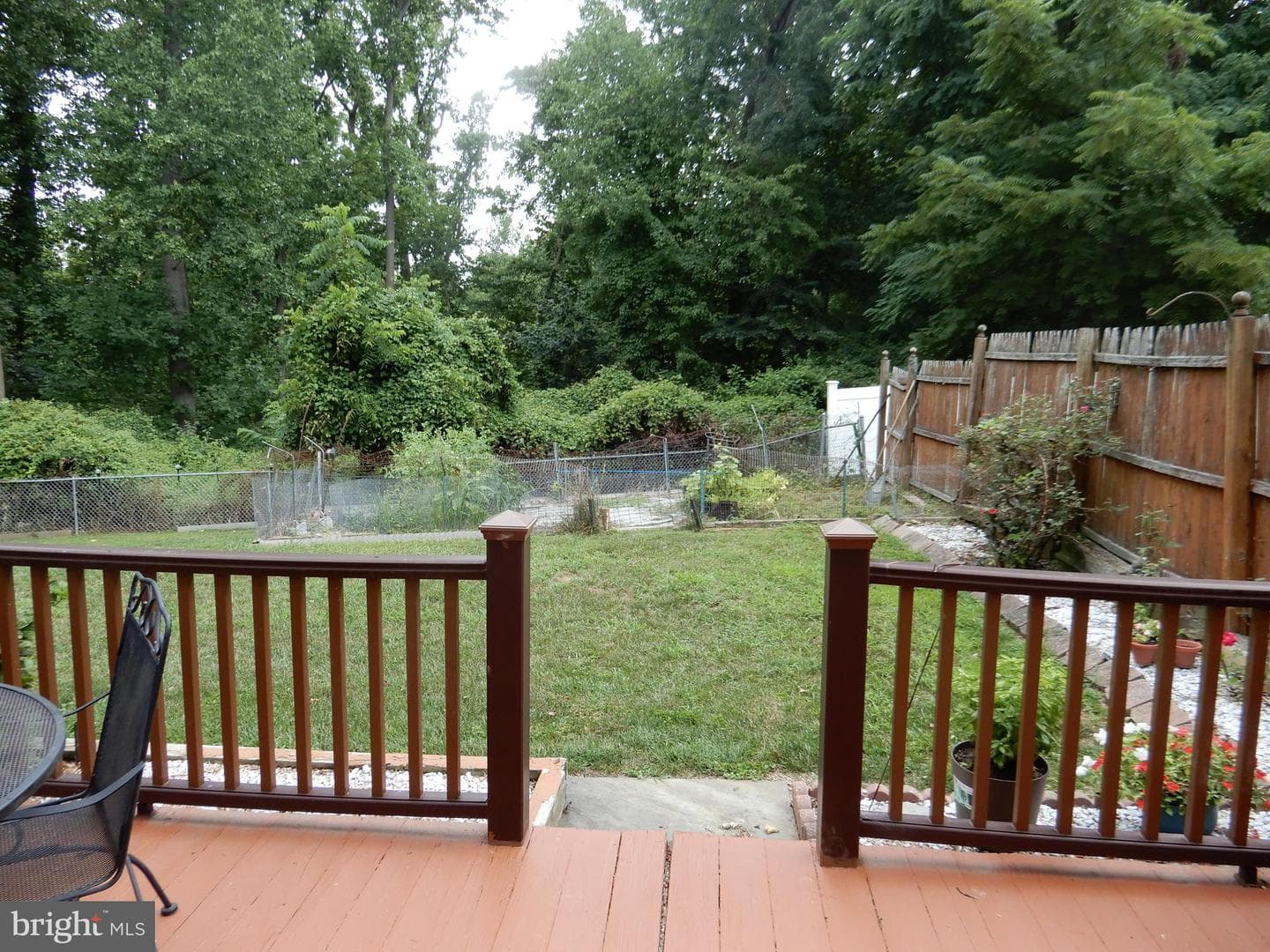 3110 Victoria Court photo 37