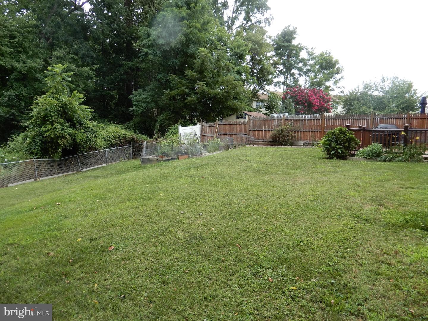 3110 Victoria Court photo 39