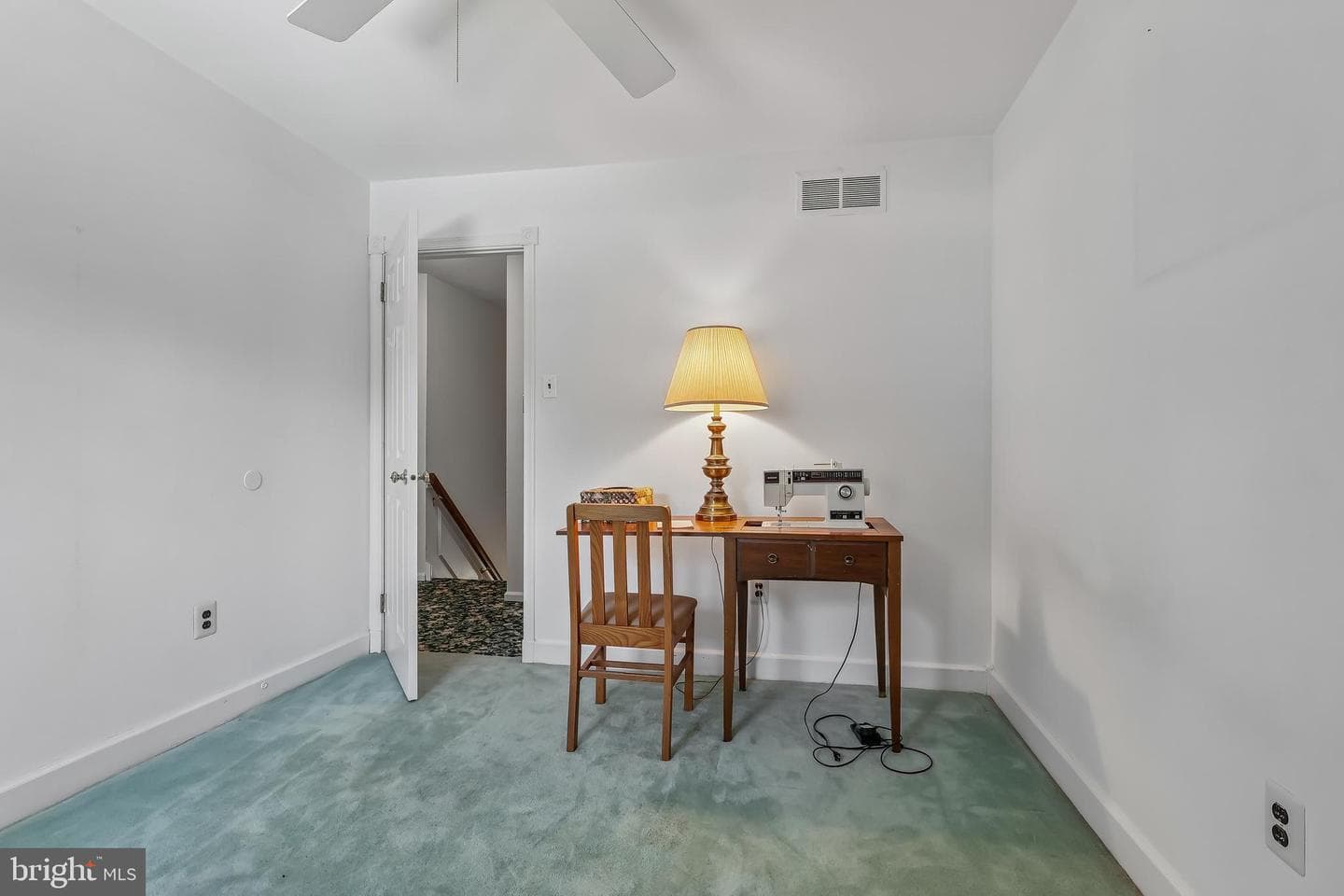 558 Fairman Lane photo 32