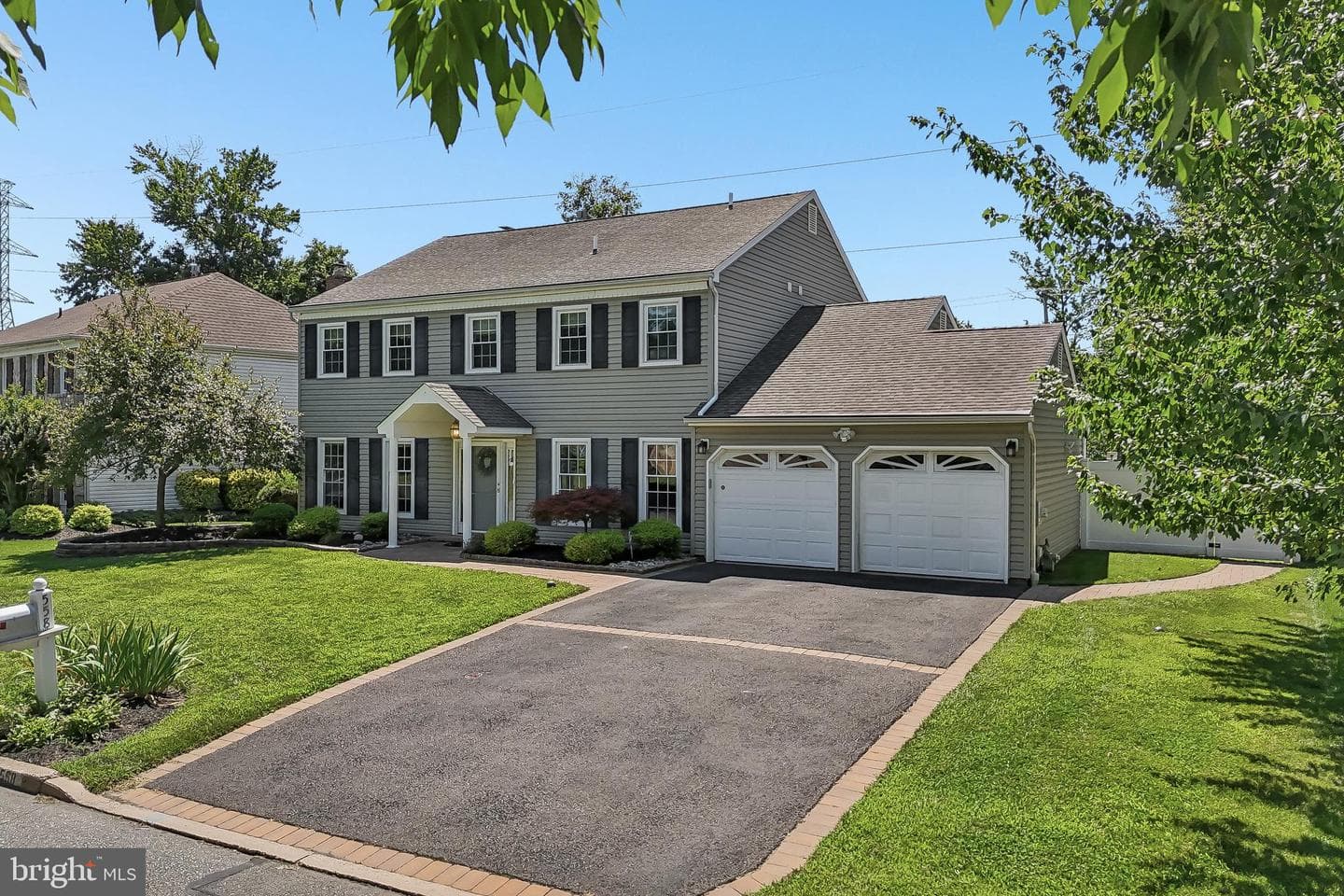558 Fairman Lane photo 4