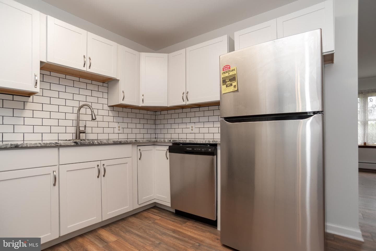 77 Cardinal Road photo 10