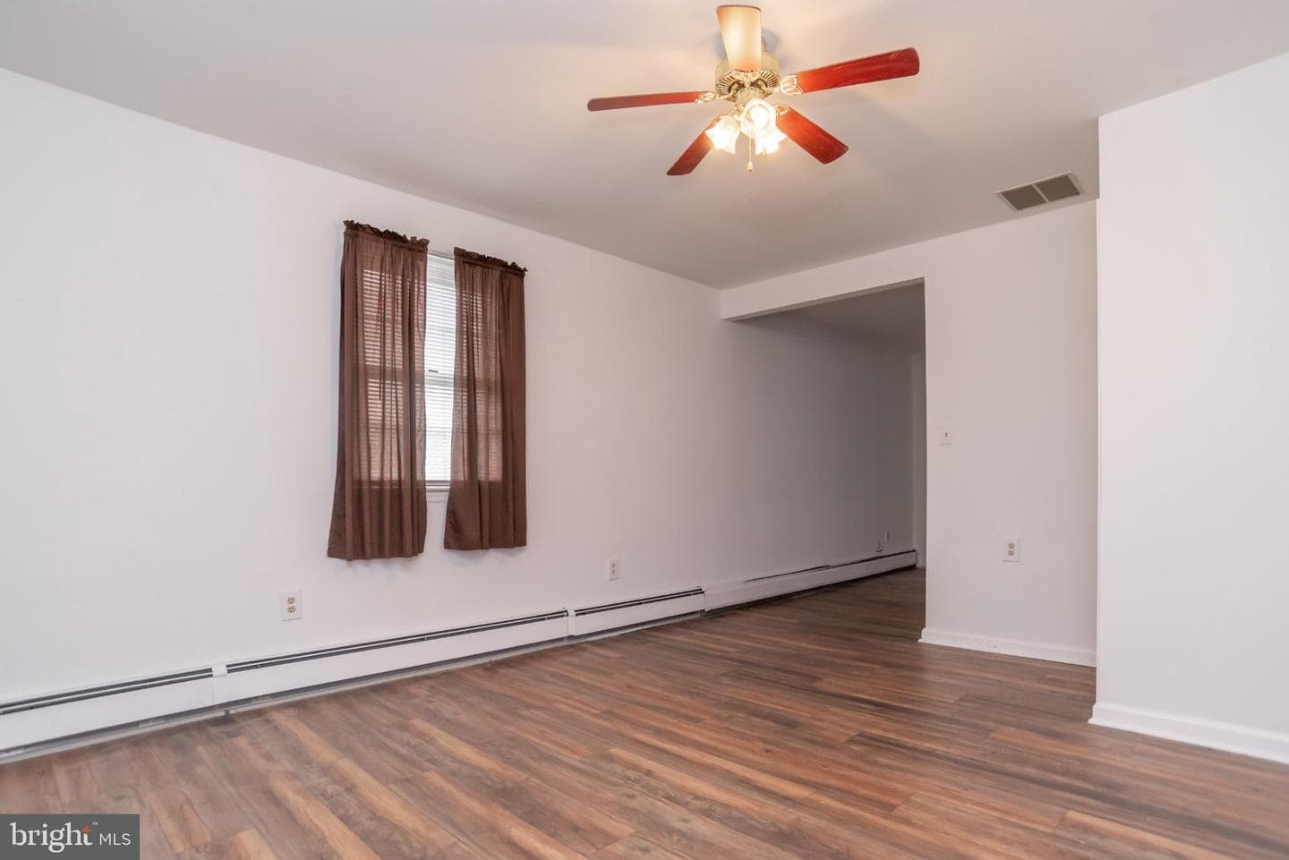 77 Cardinal Road photo 18