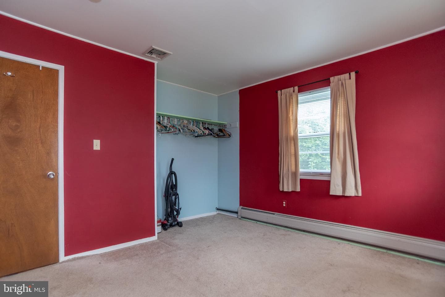77 Cardinal Road photo 24