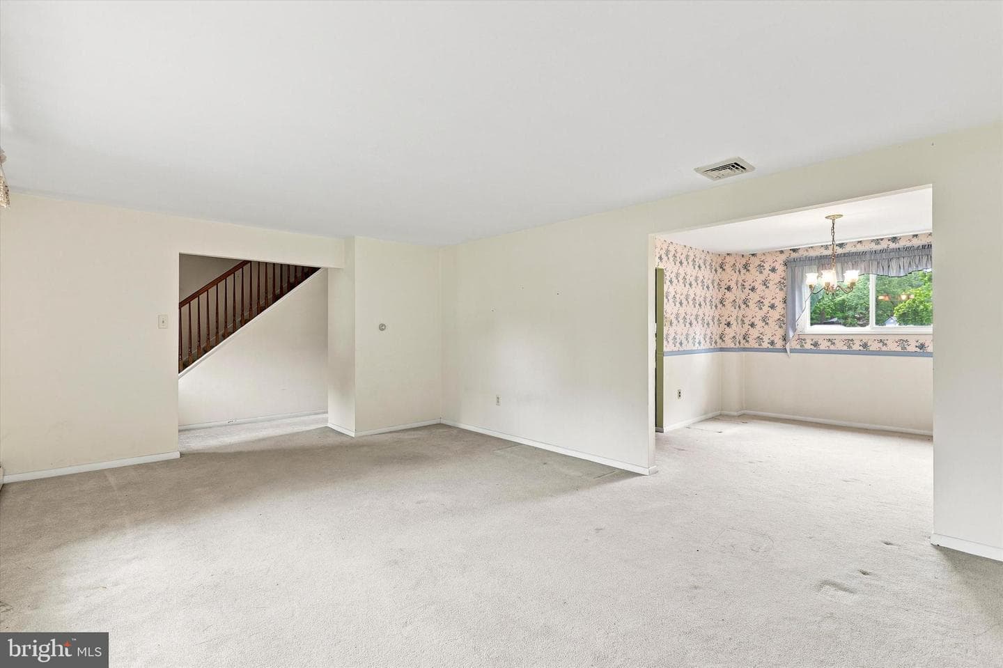 68 Iroquois Avenue photo 5