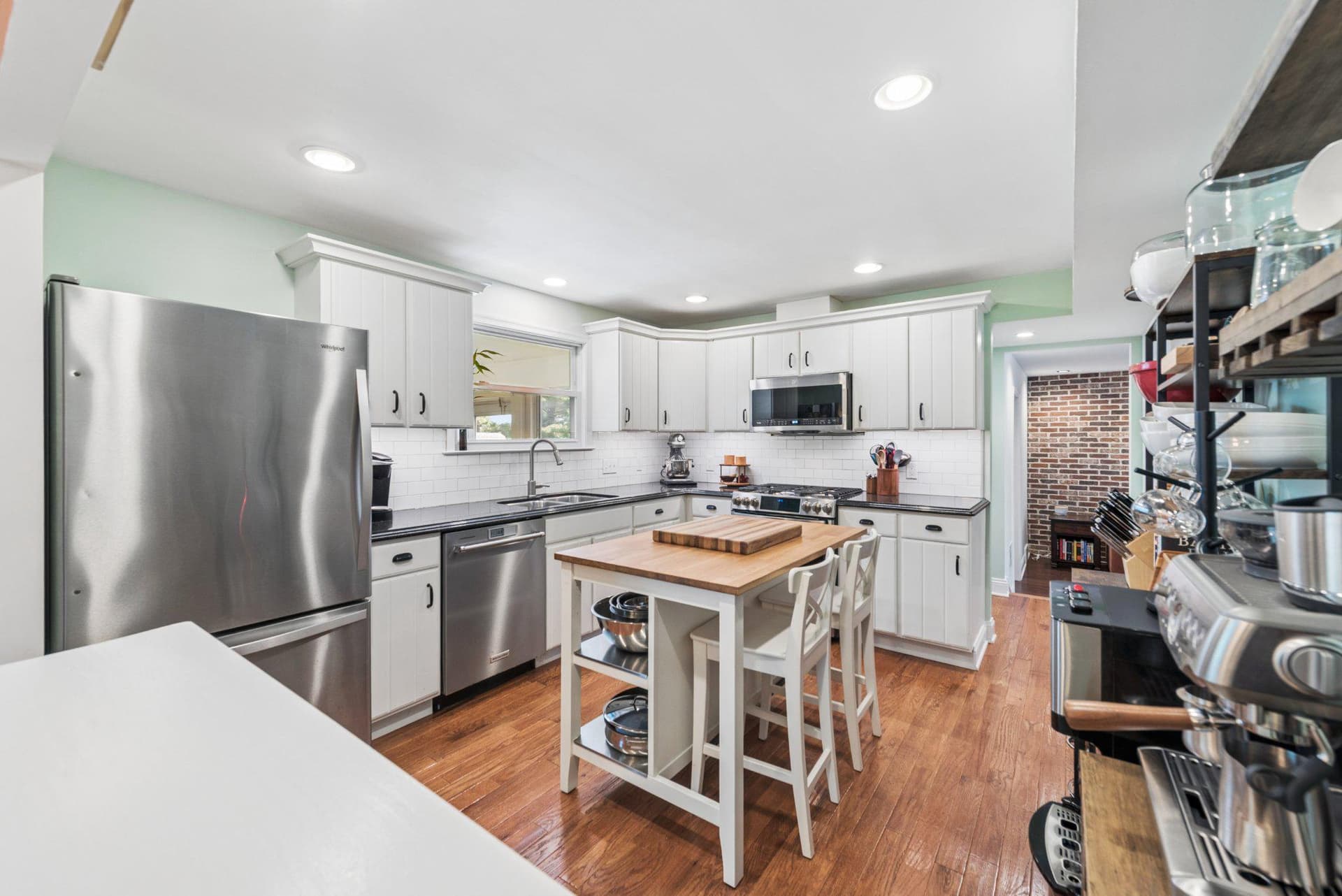 275 Waverly Road photo 12