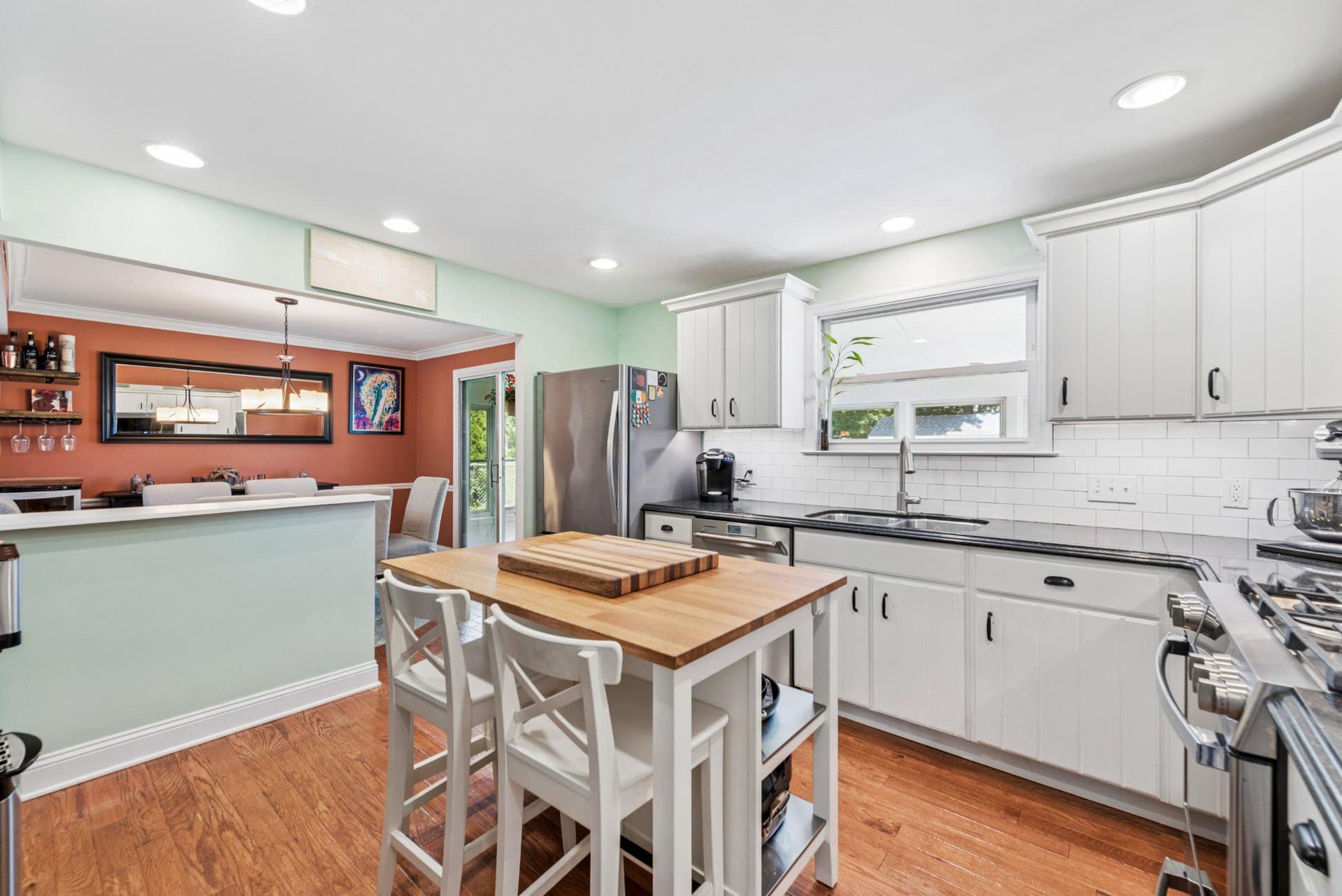 275 Waverly Road photo 13