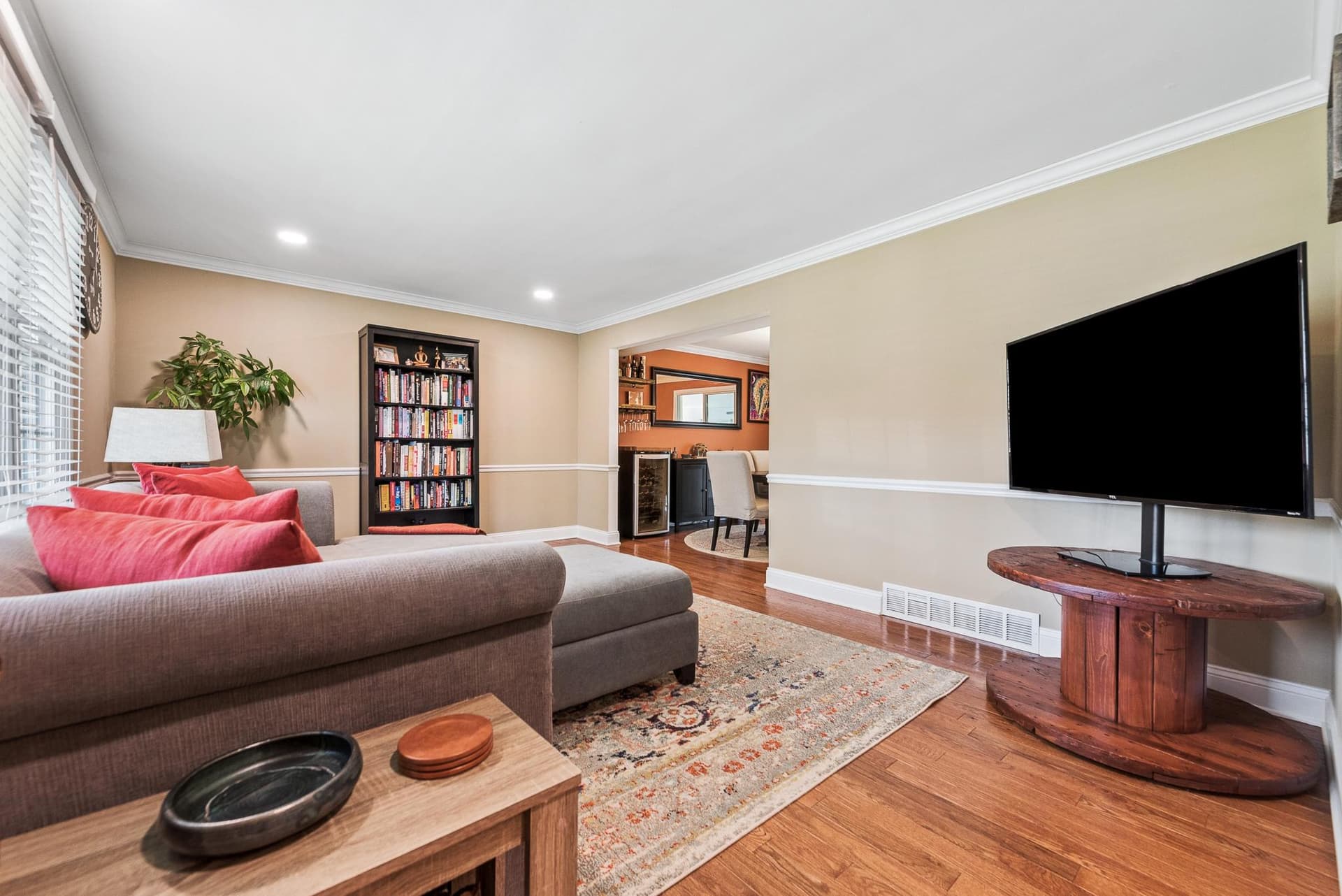 275 Waverly Road photo 6