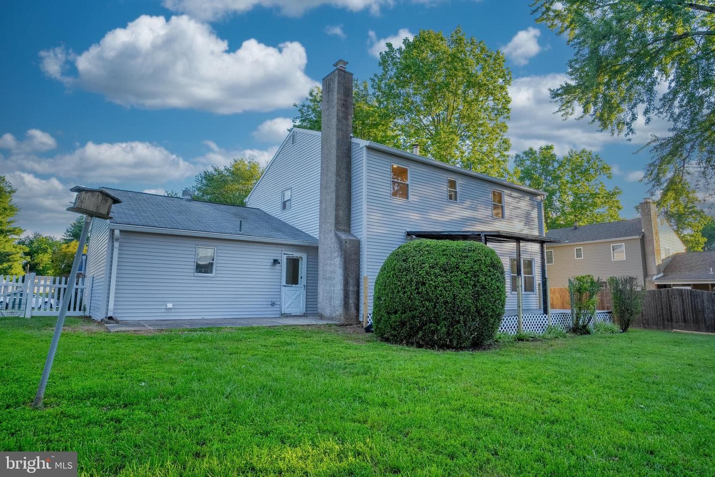682 Woodlyn Drive photo 7