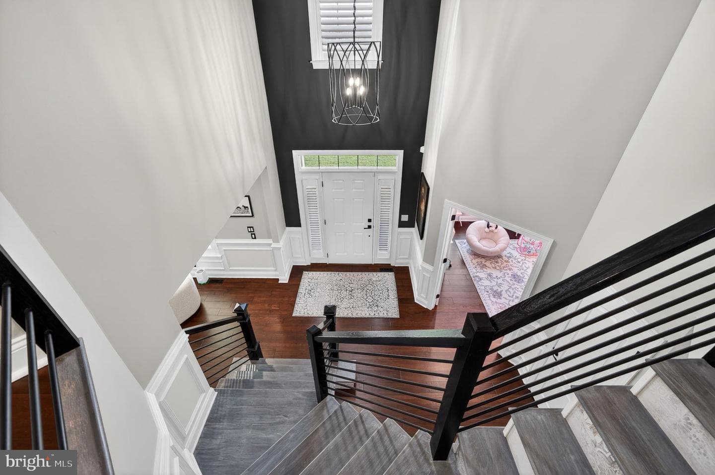 115 Chestnut Lane photo 39