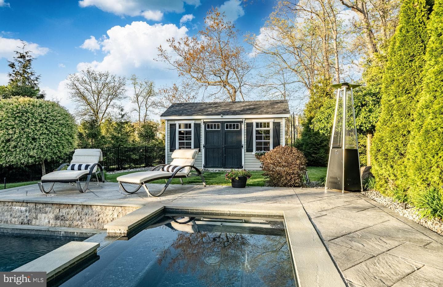 115 Chestnut Lane photo 76