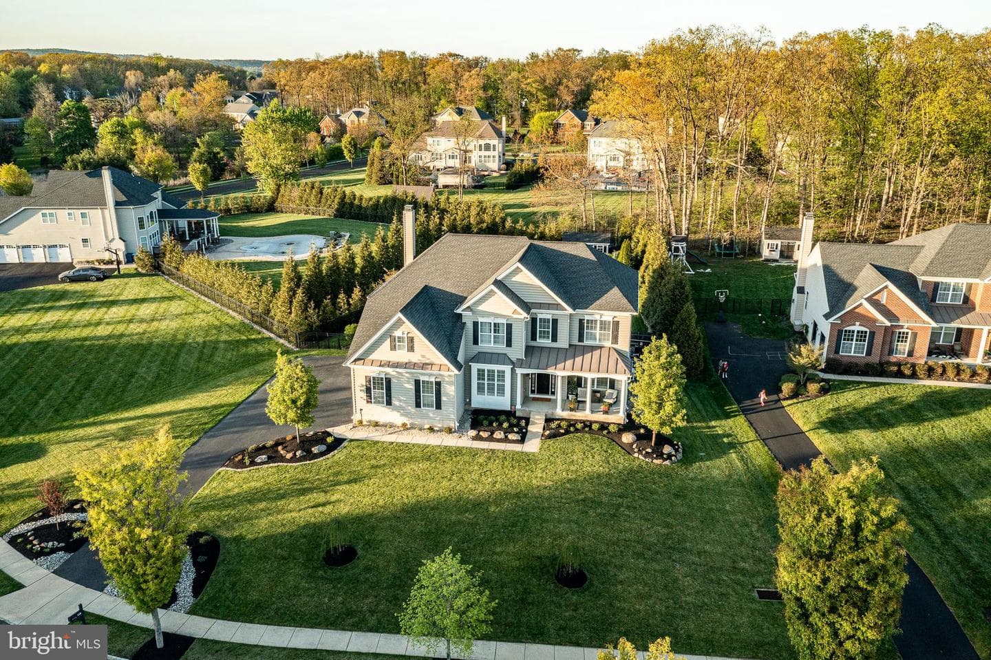 115 Chestnut Lane photo 84