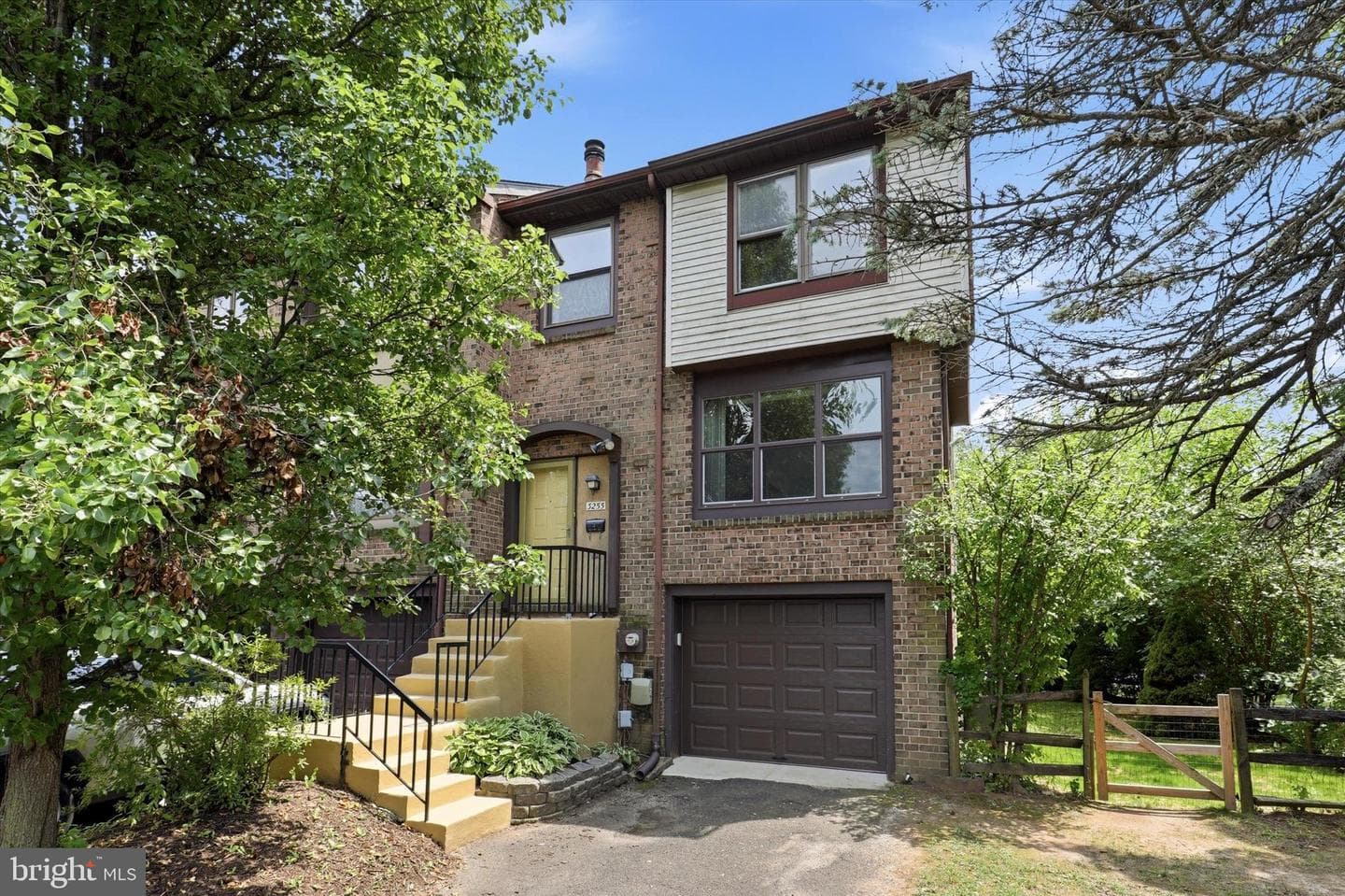 3255 Durham Place, Southampton